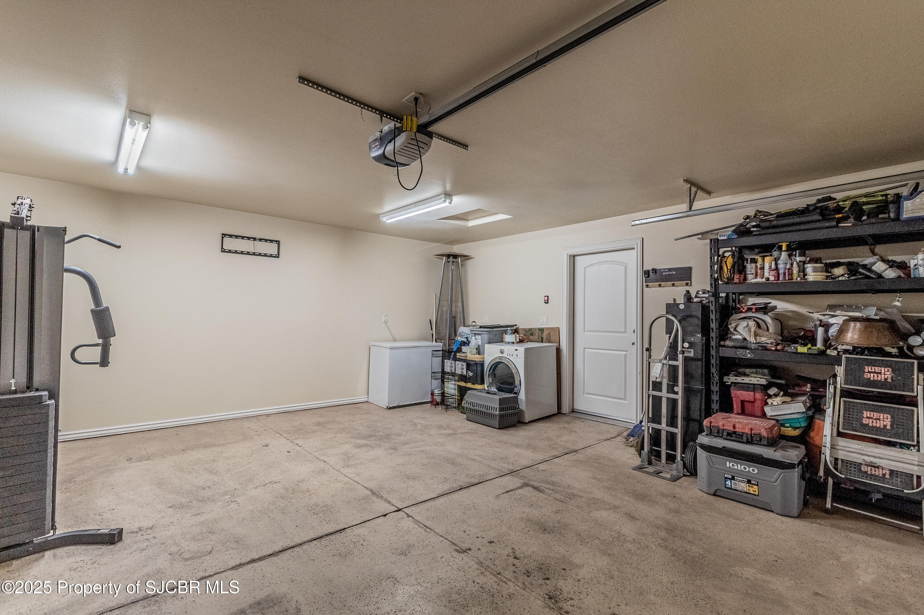 805 MESA VISTA Drive