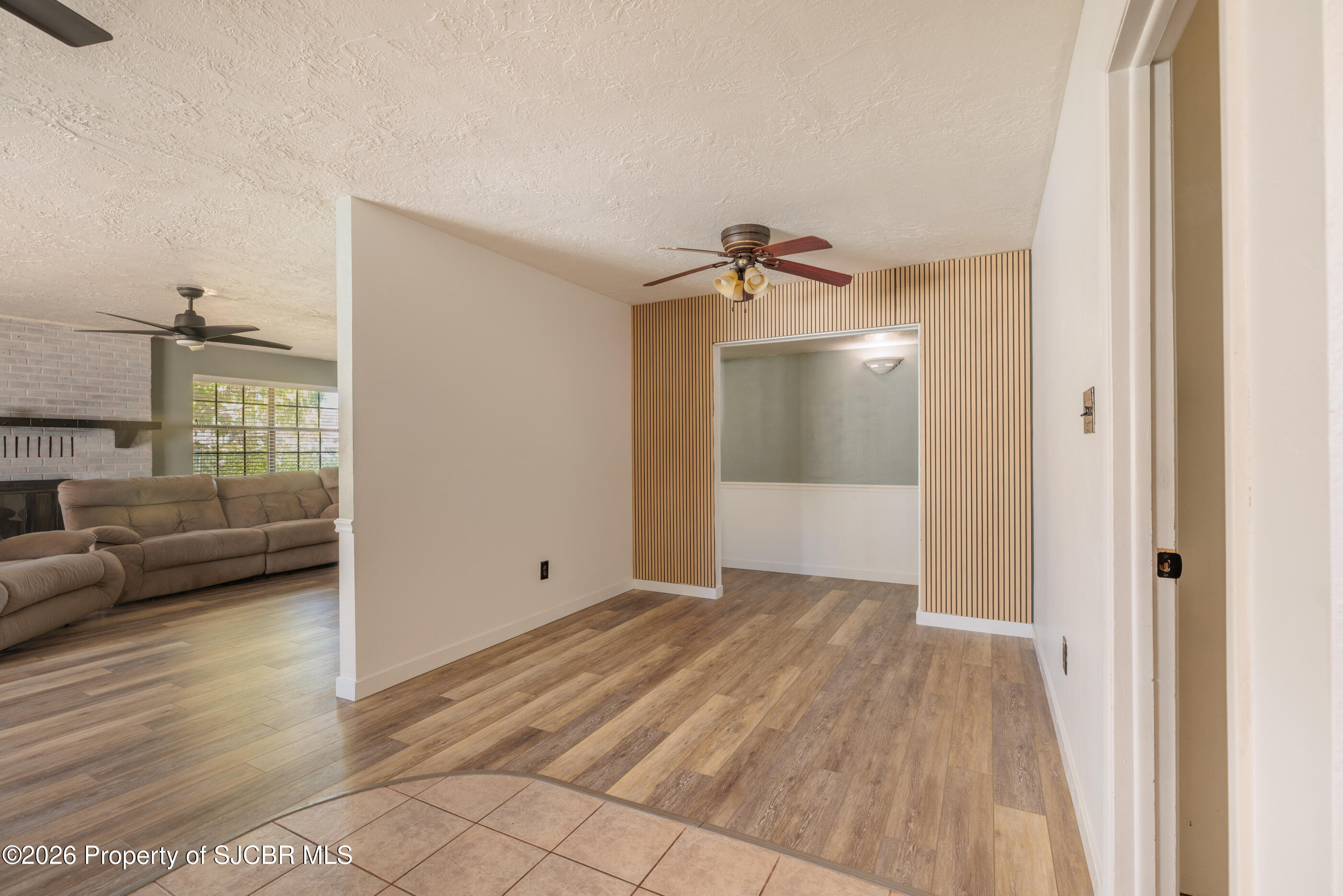 124 E TWILIGHT Drive