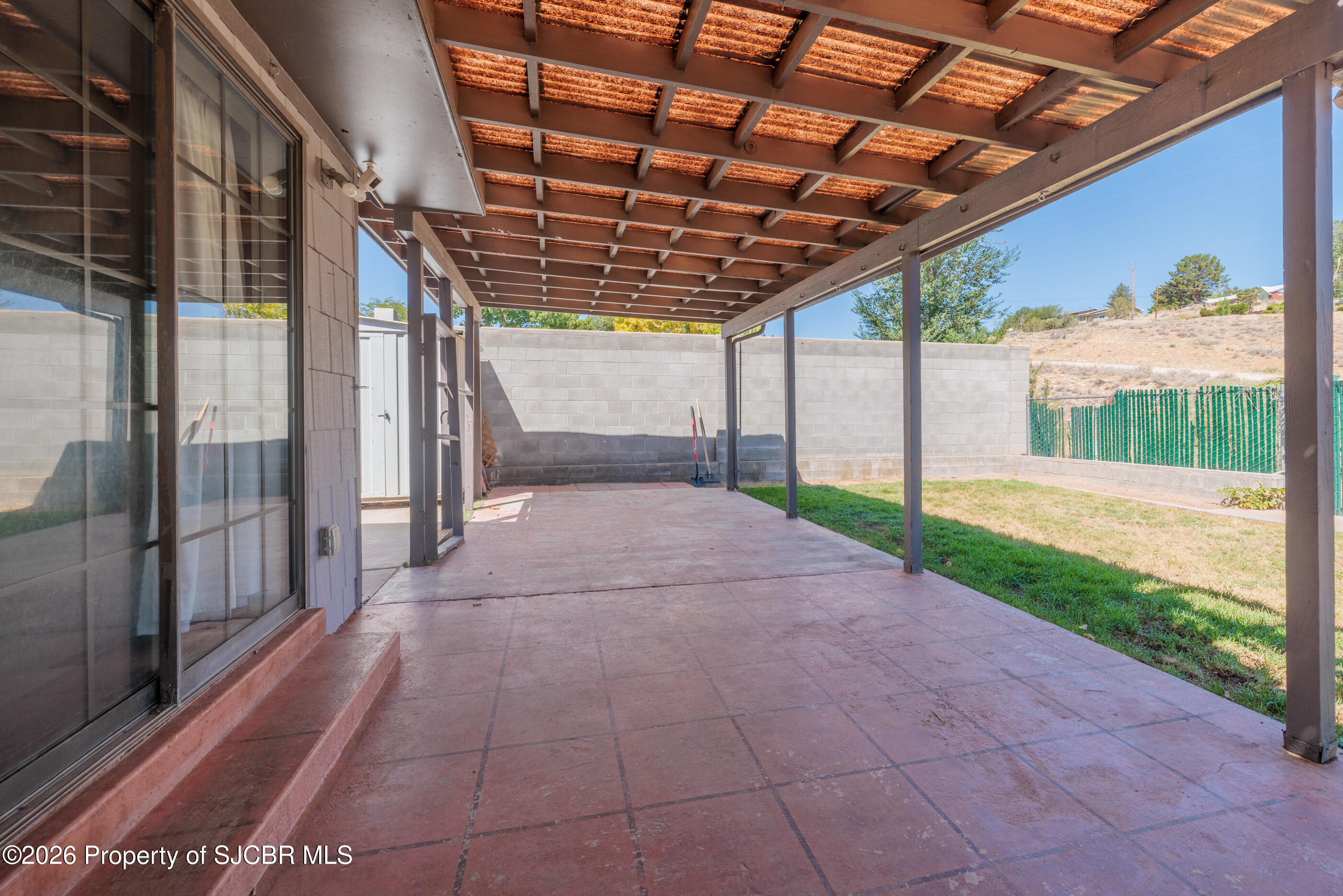 124 E TWILIGHT Drive