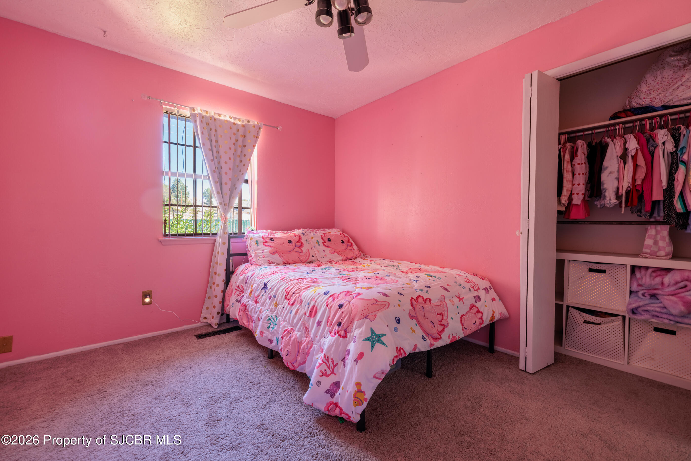 124 E TWILIGHT Drive