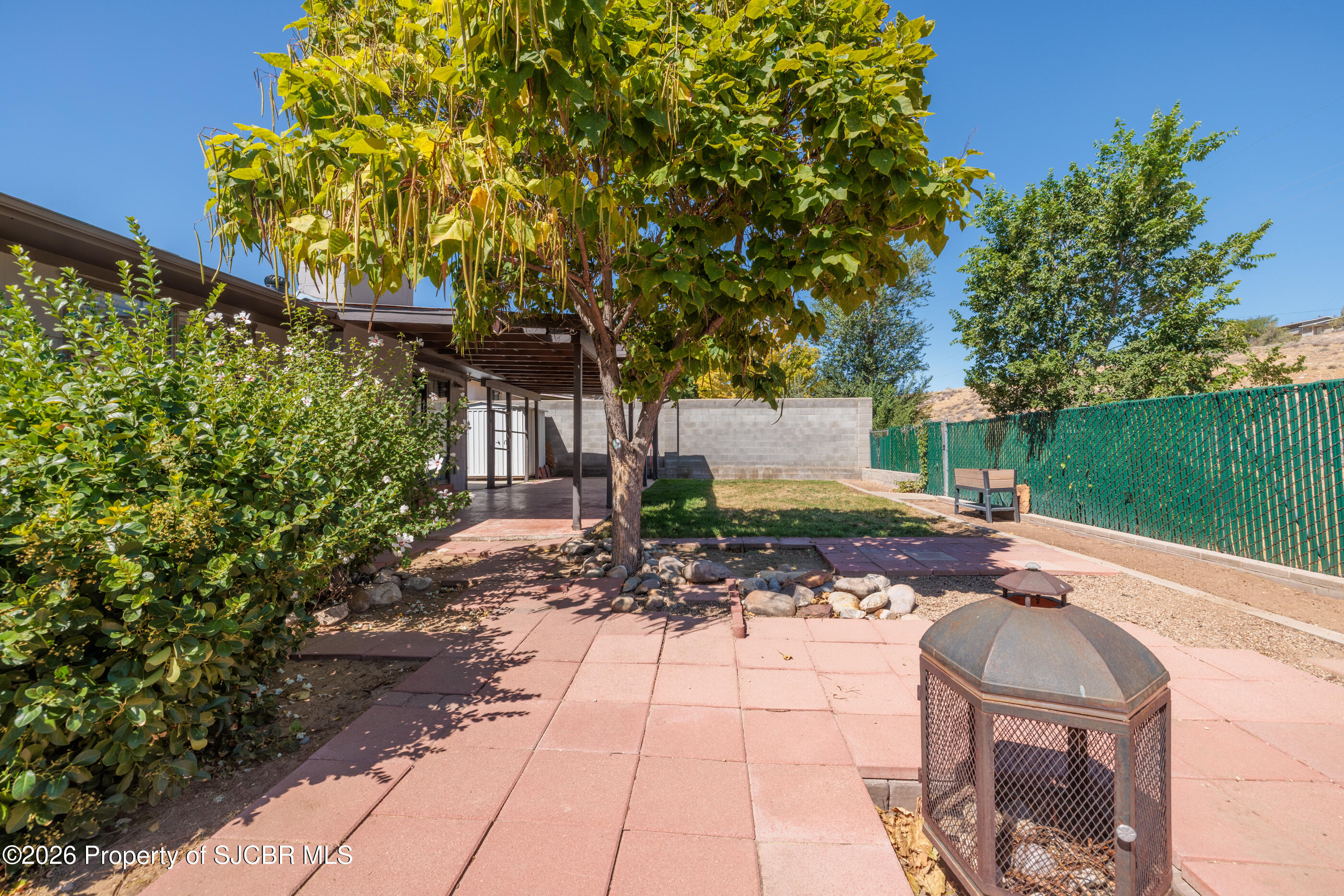124 E TWILIGHT Drive