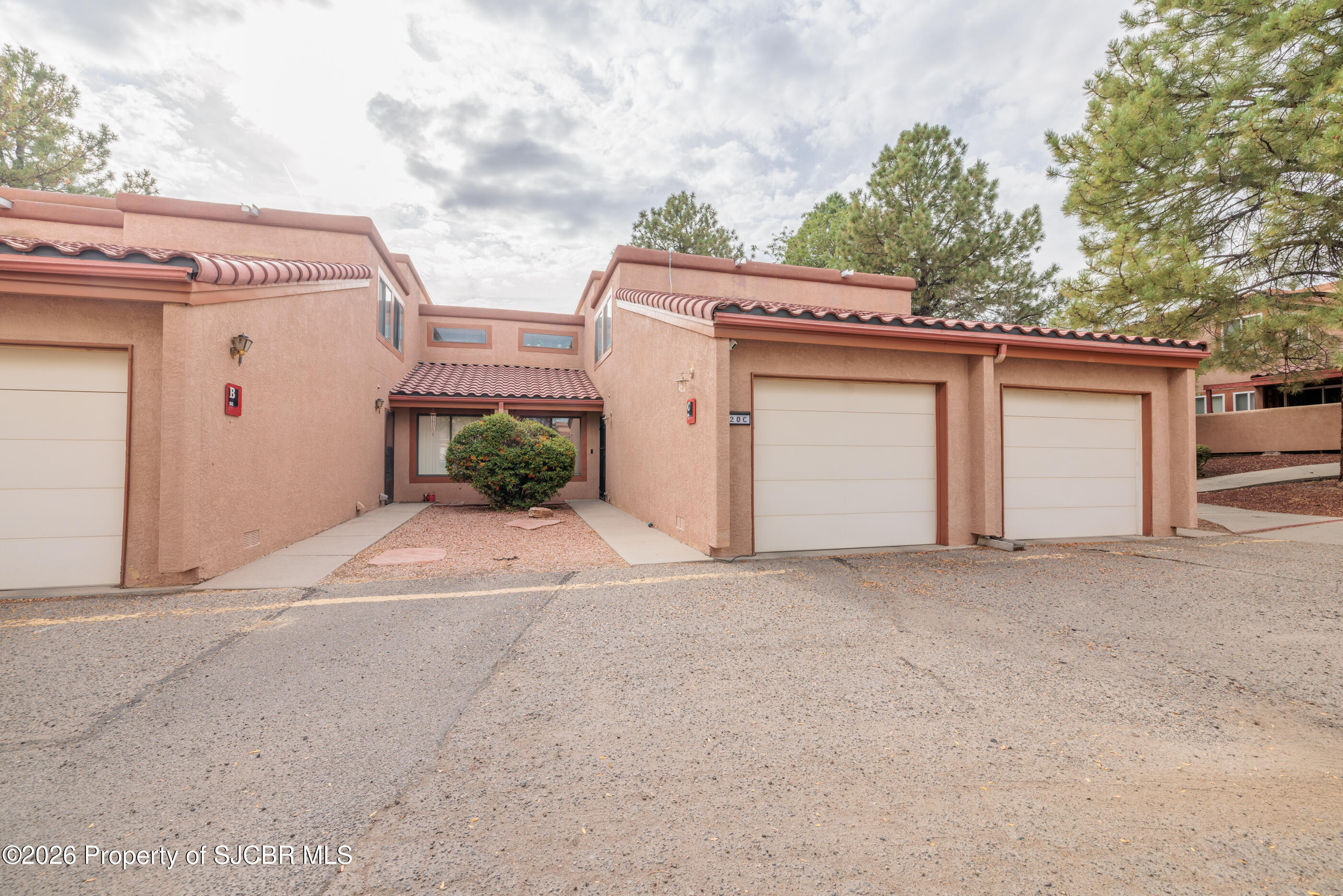 5200 VILLA VIEW Drive 20C
