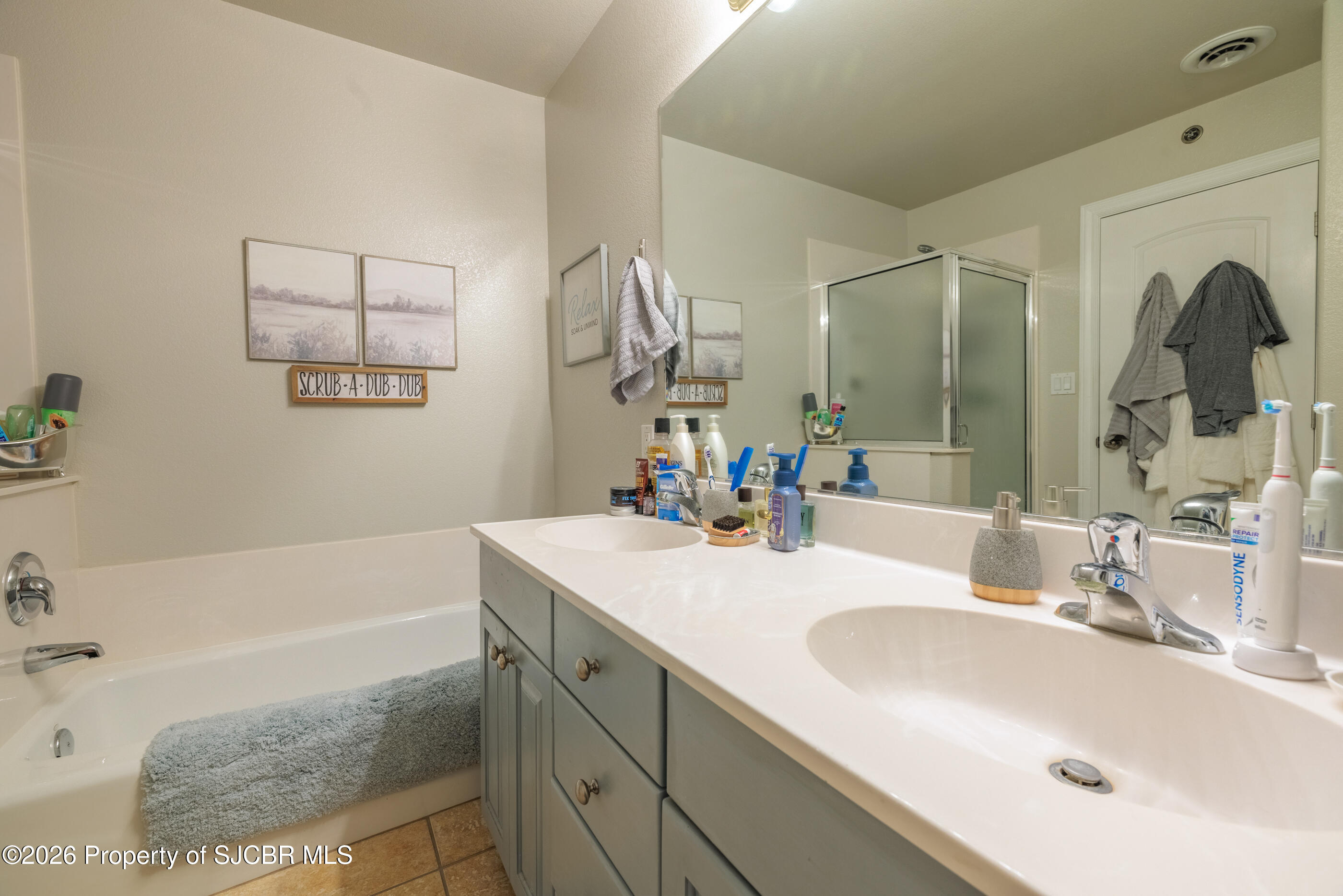 1918 HOLLYHOCK Circle