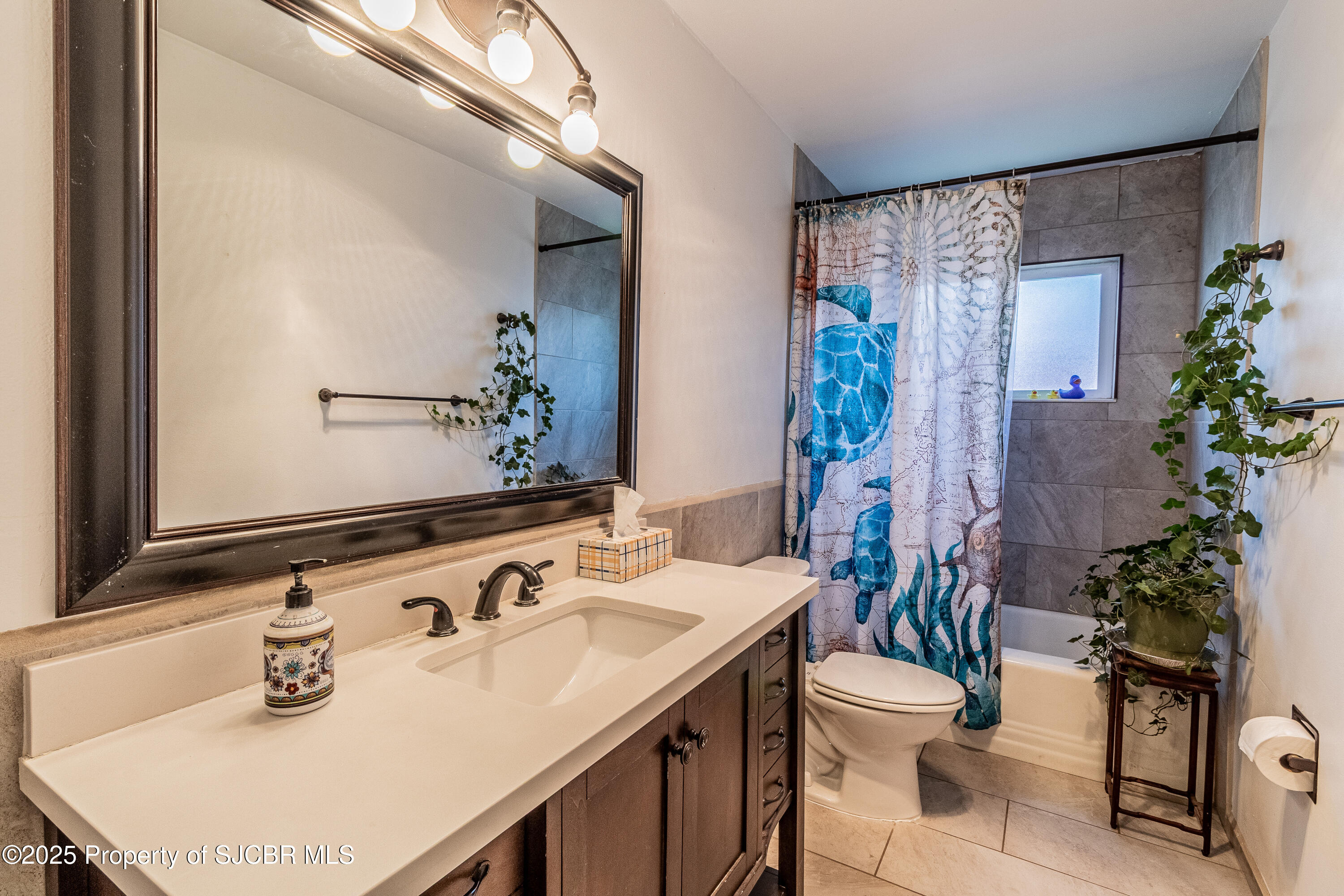 1012 ZUNI Drive