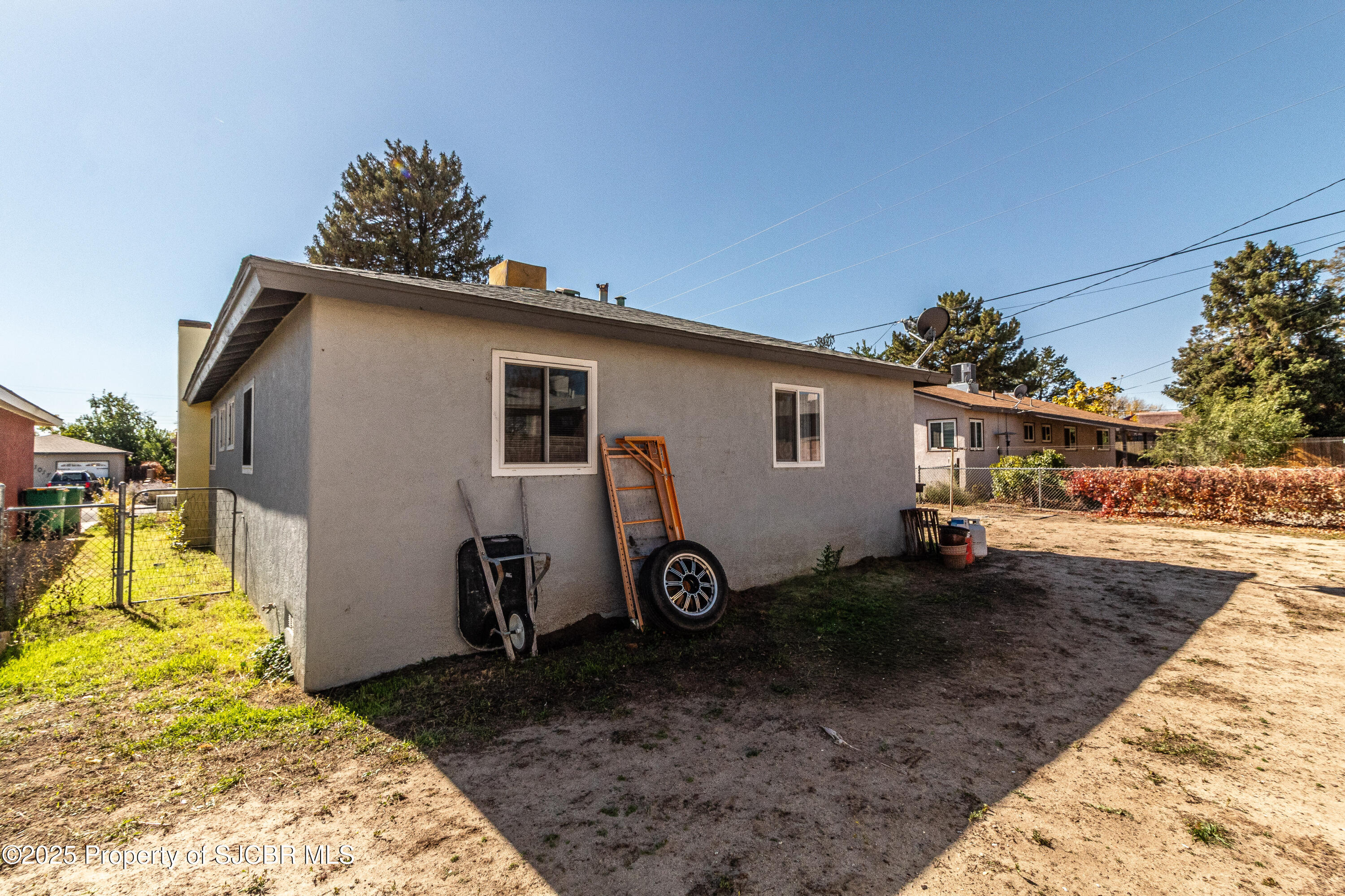 1012 ZUNI Drive