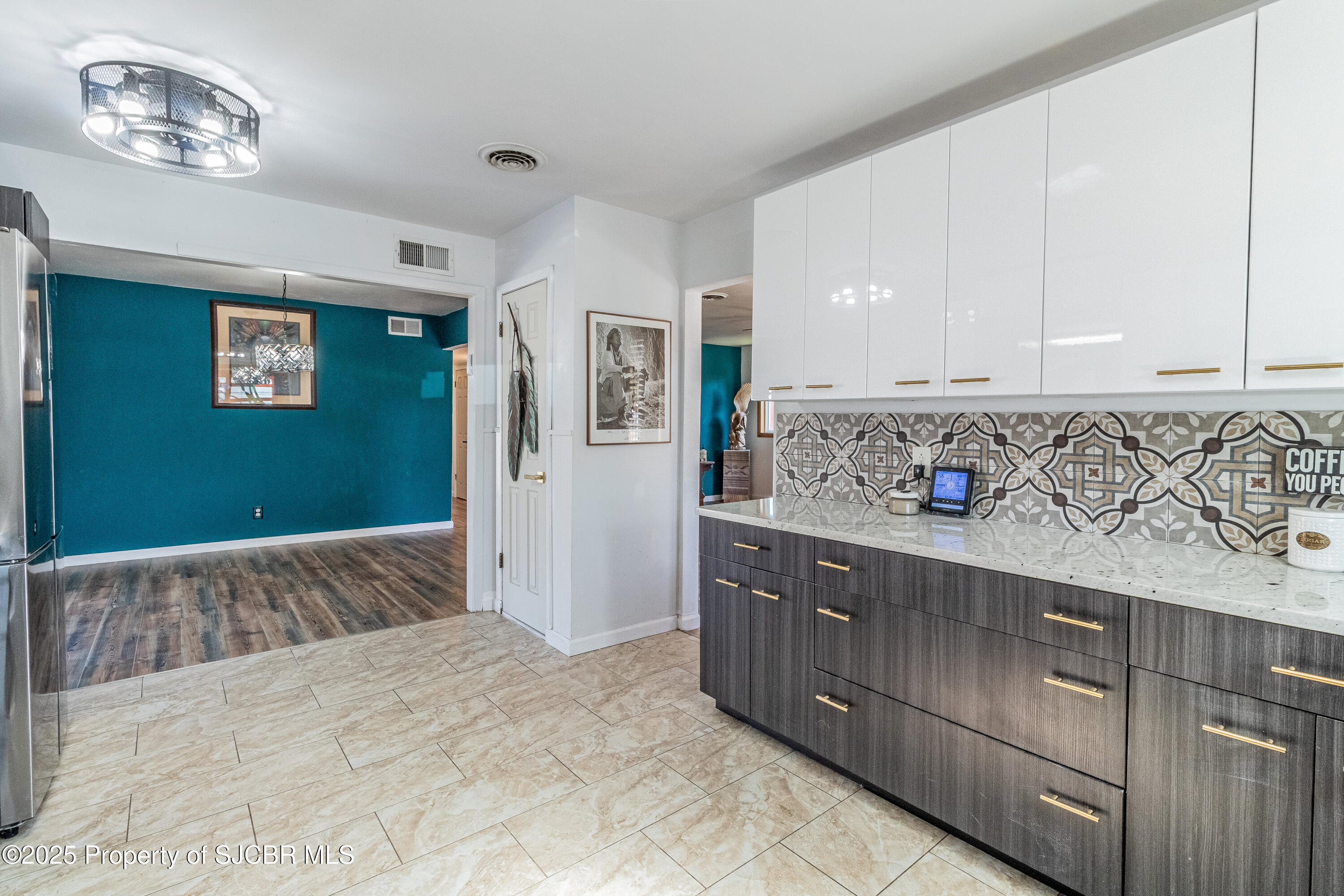 1012 ZUNI Drive