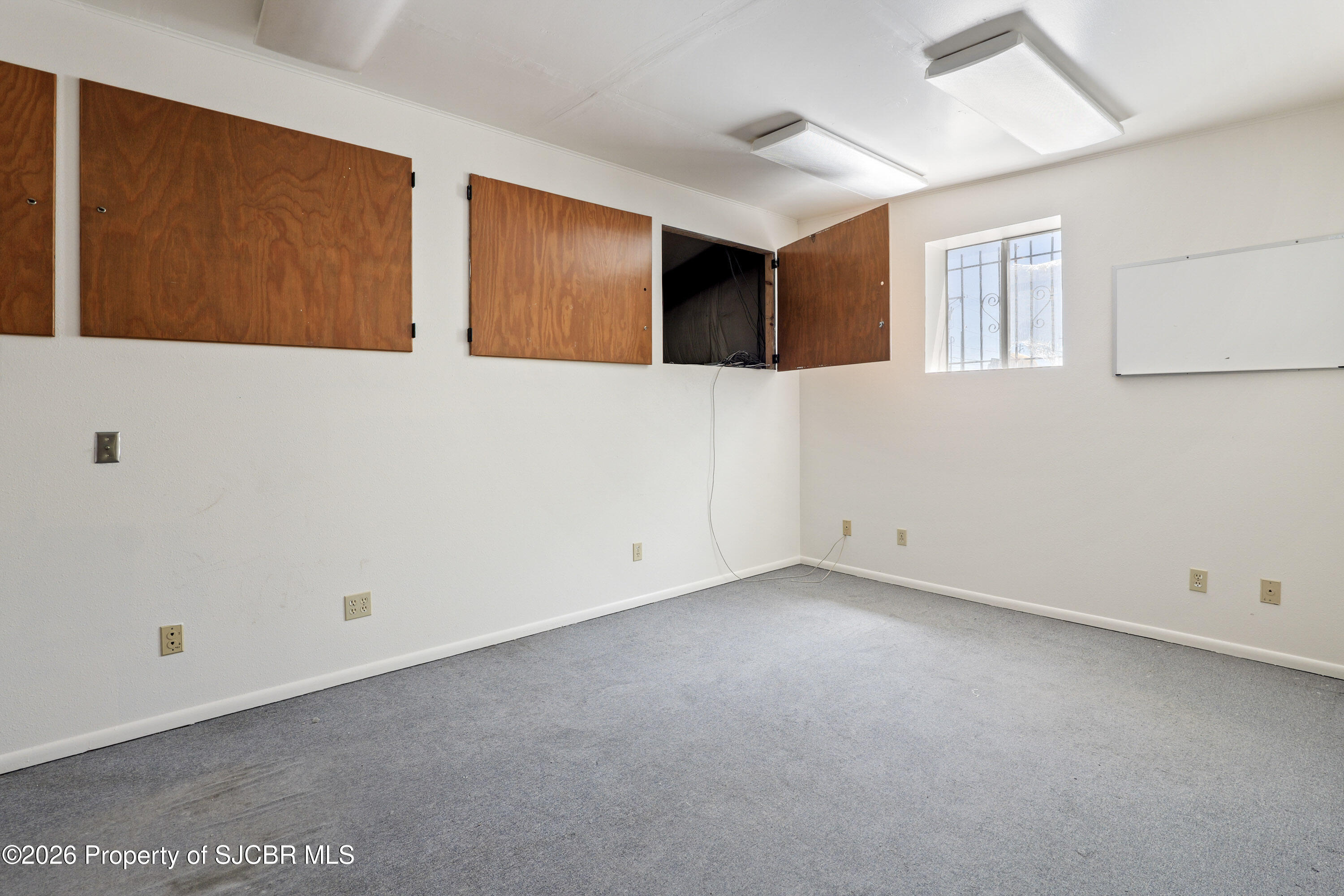 5641 BLOOMFIELD HWY
