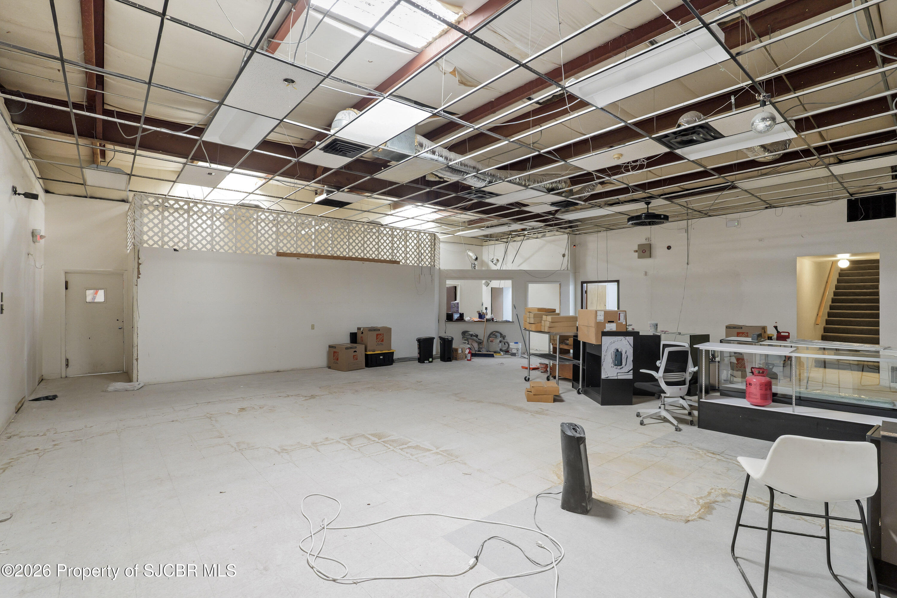 5641 BLOOMFIELD HWY