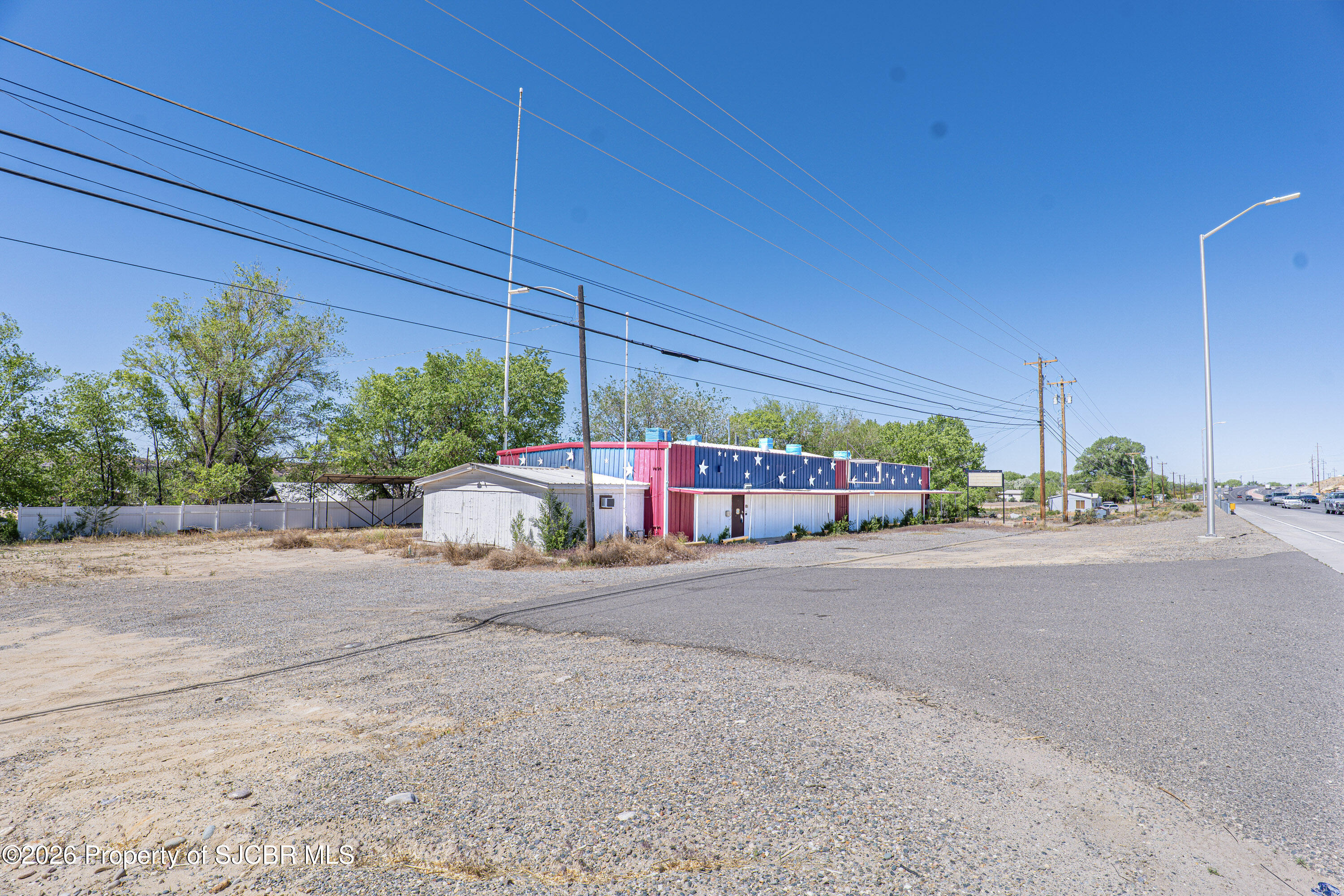 5641 BLOOMFIELD HWY