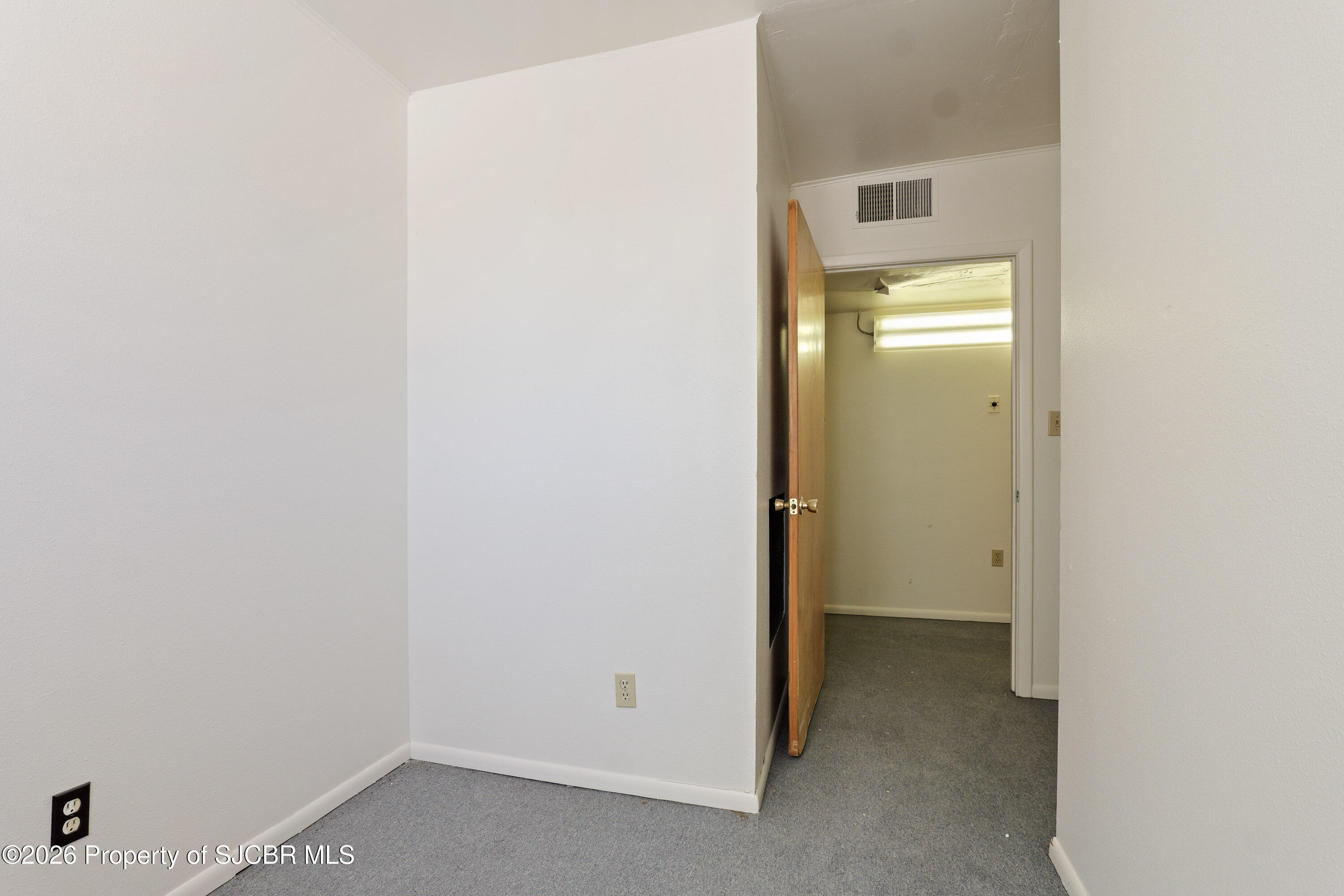 5641 BLOOMFIELD HWY