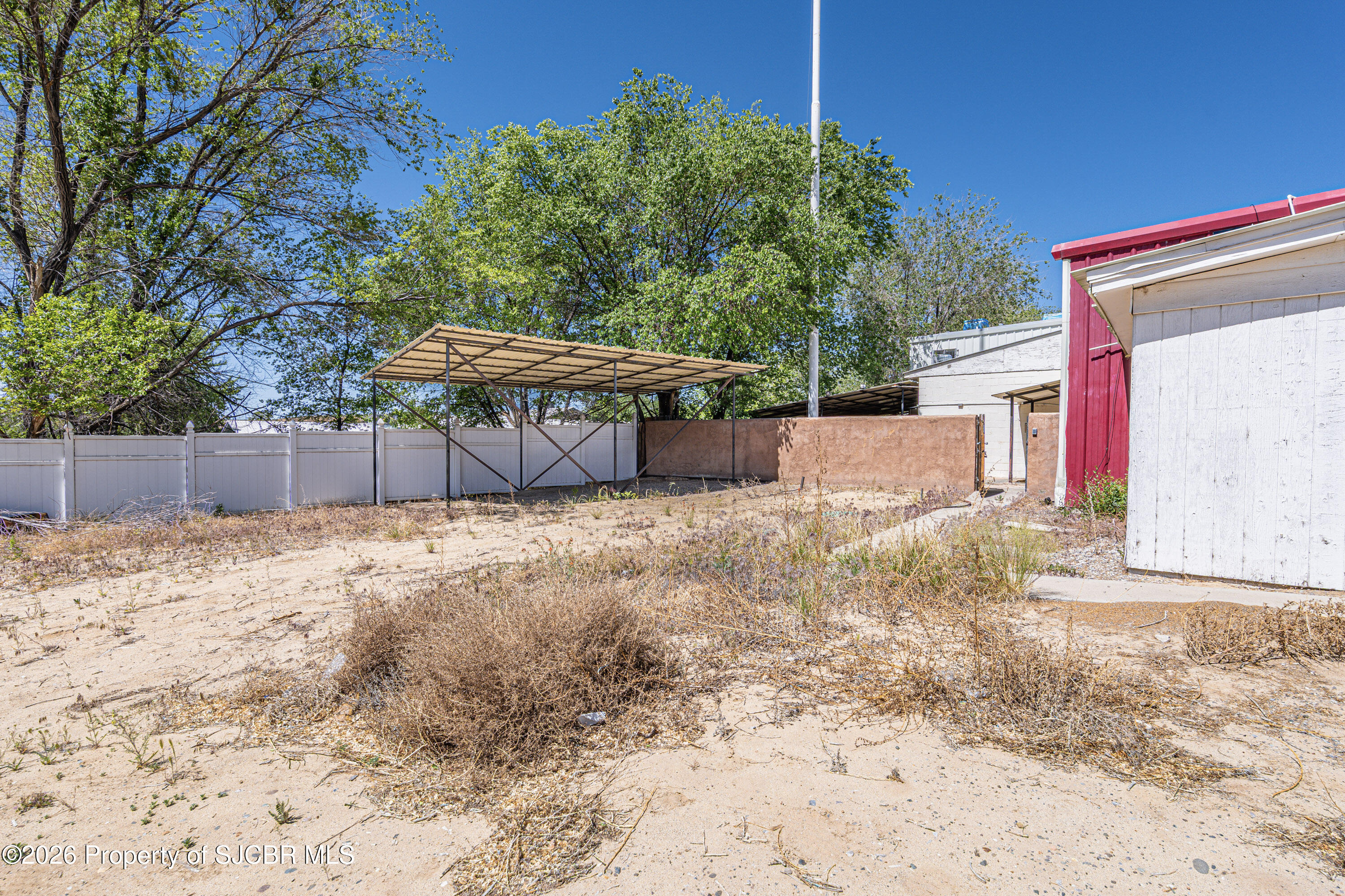 5641 BLOOMFIELD HWY