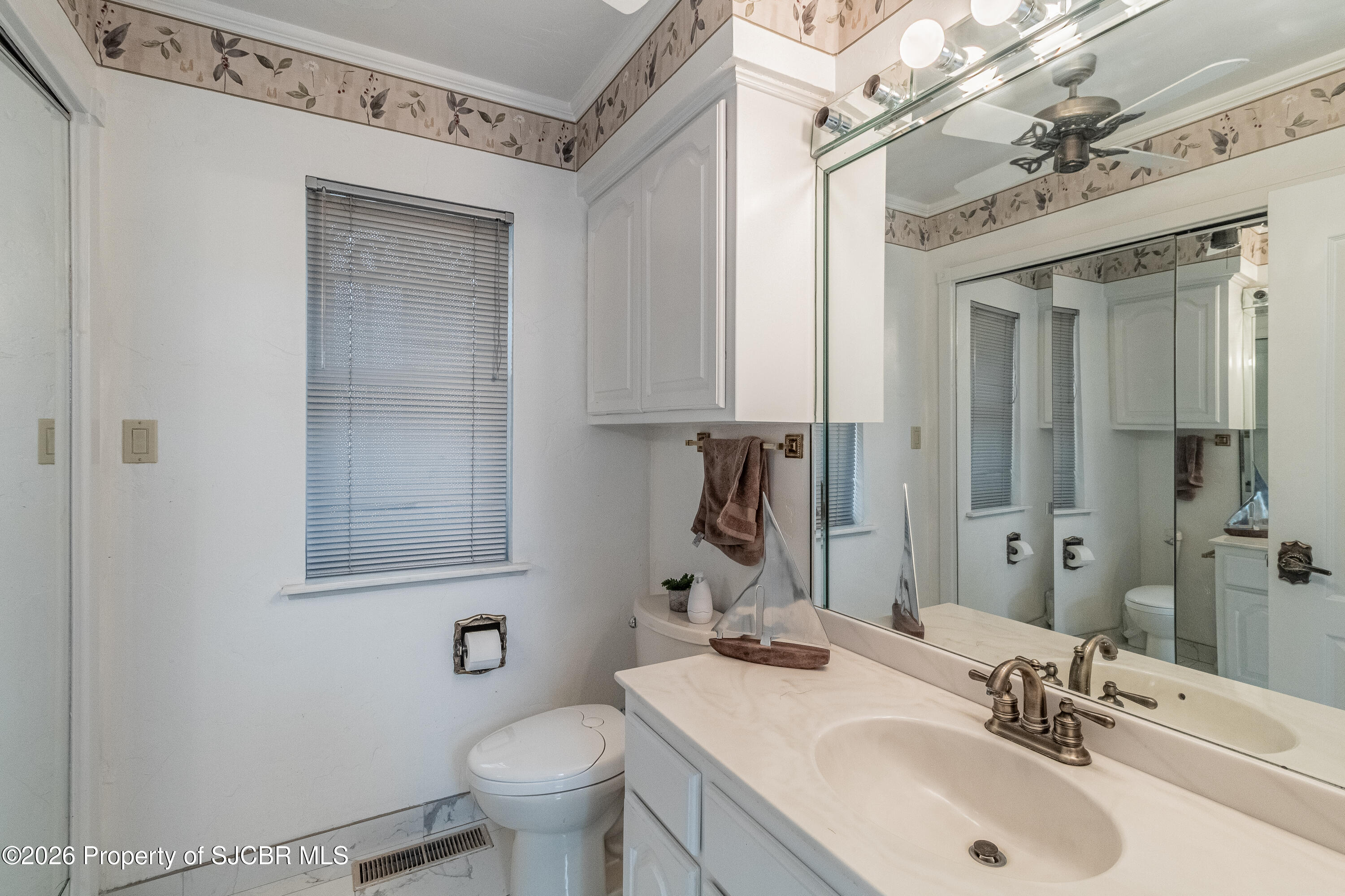 5708 COUNTRY CLUB Road