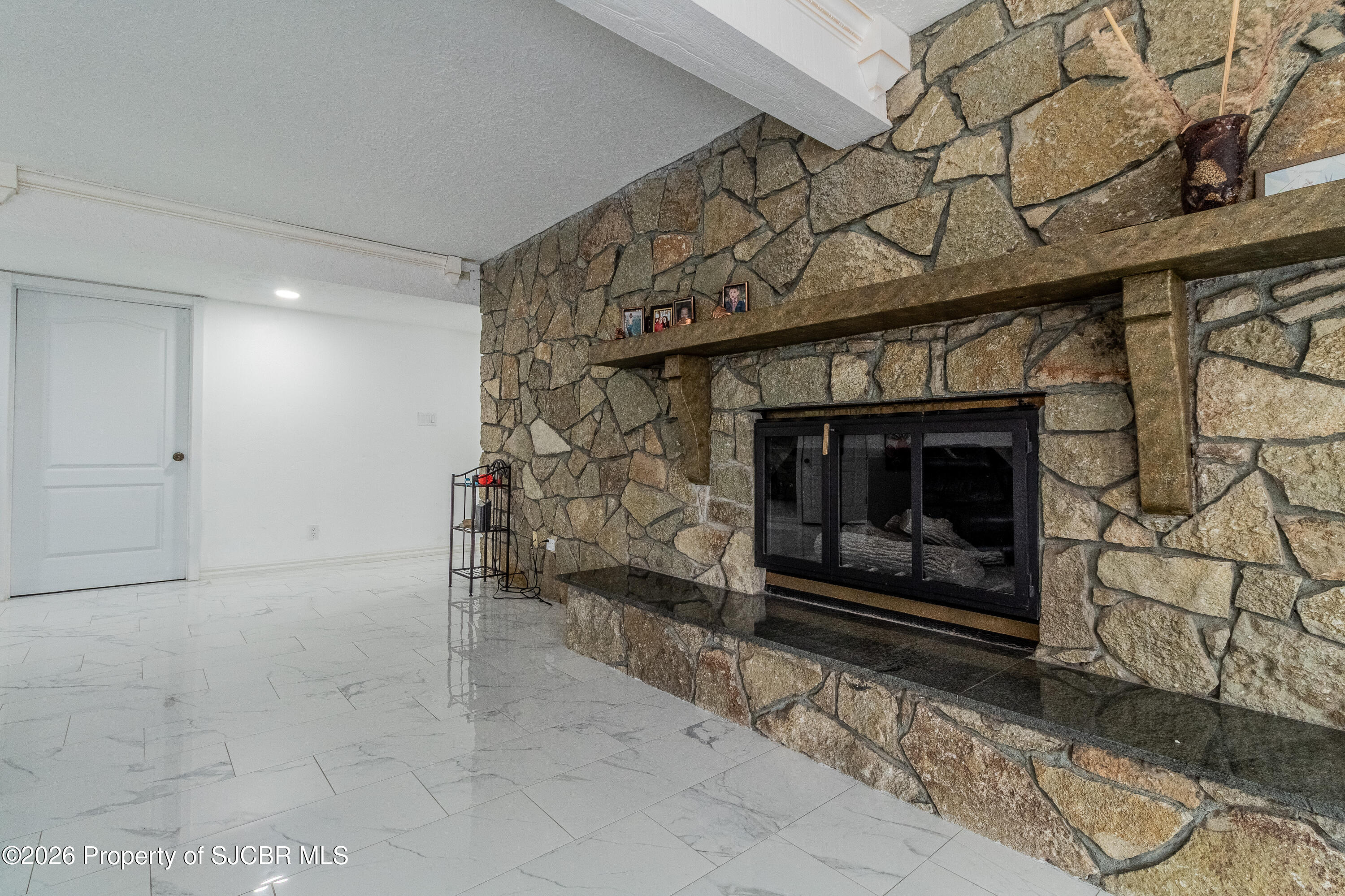 5708 COUNTRY CLUB Road