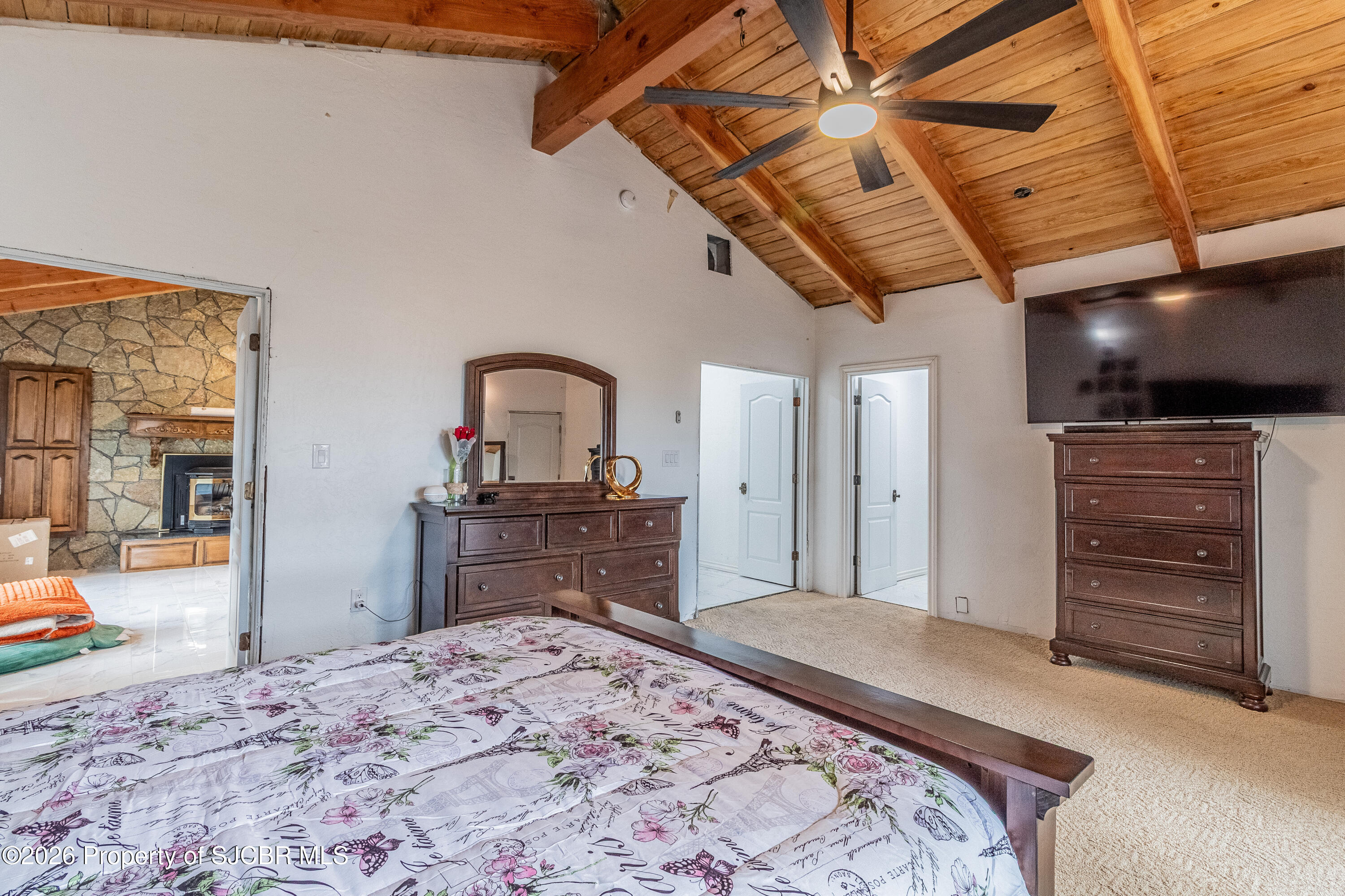 5708 COUNTRY CLUB Road