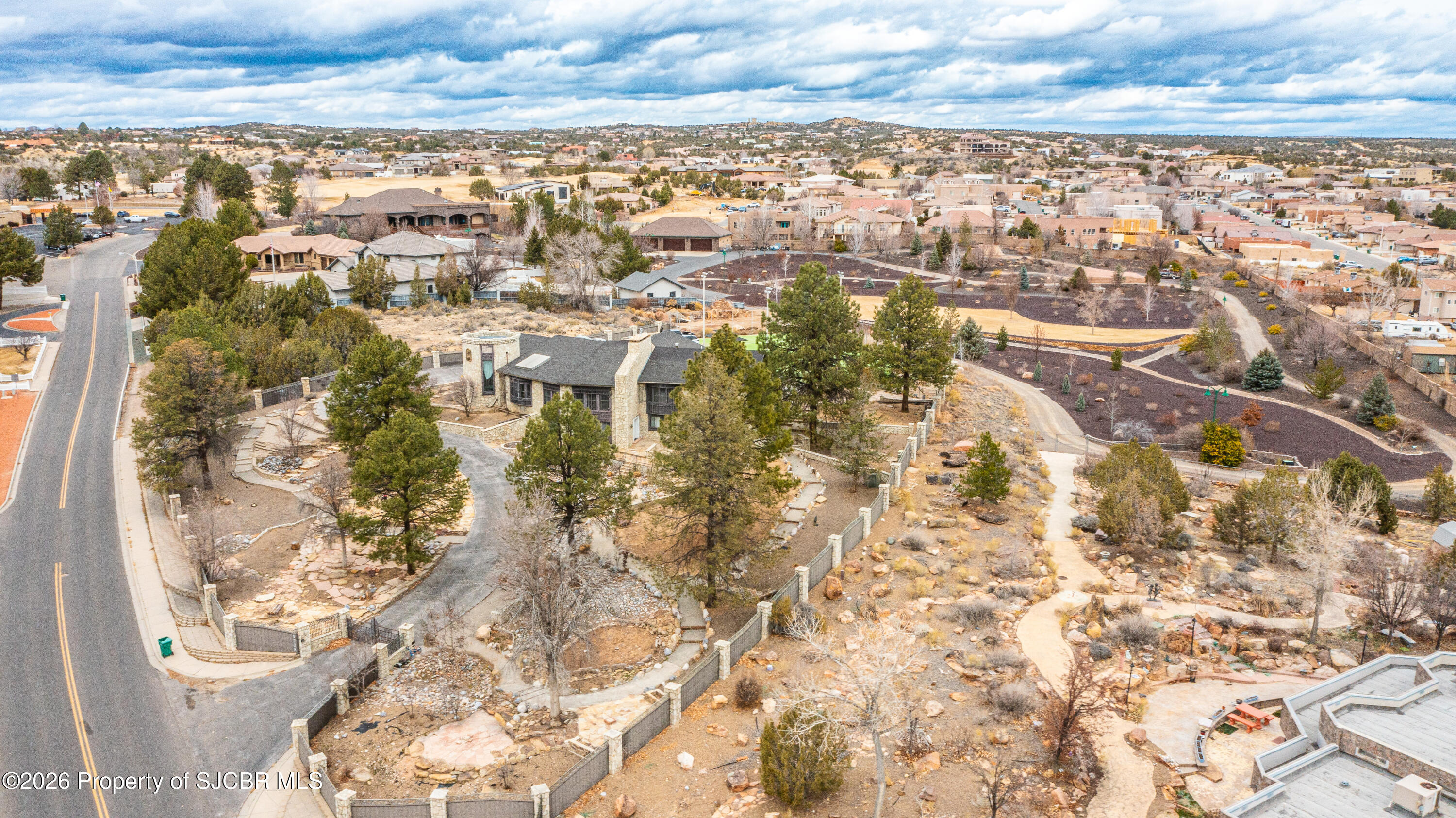 5708 COUNTRY CLUB Road