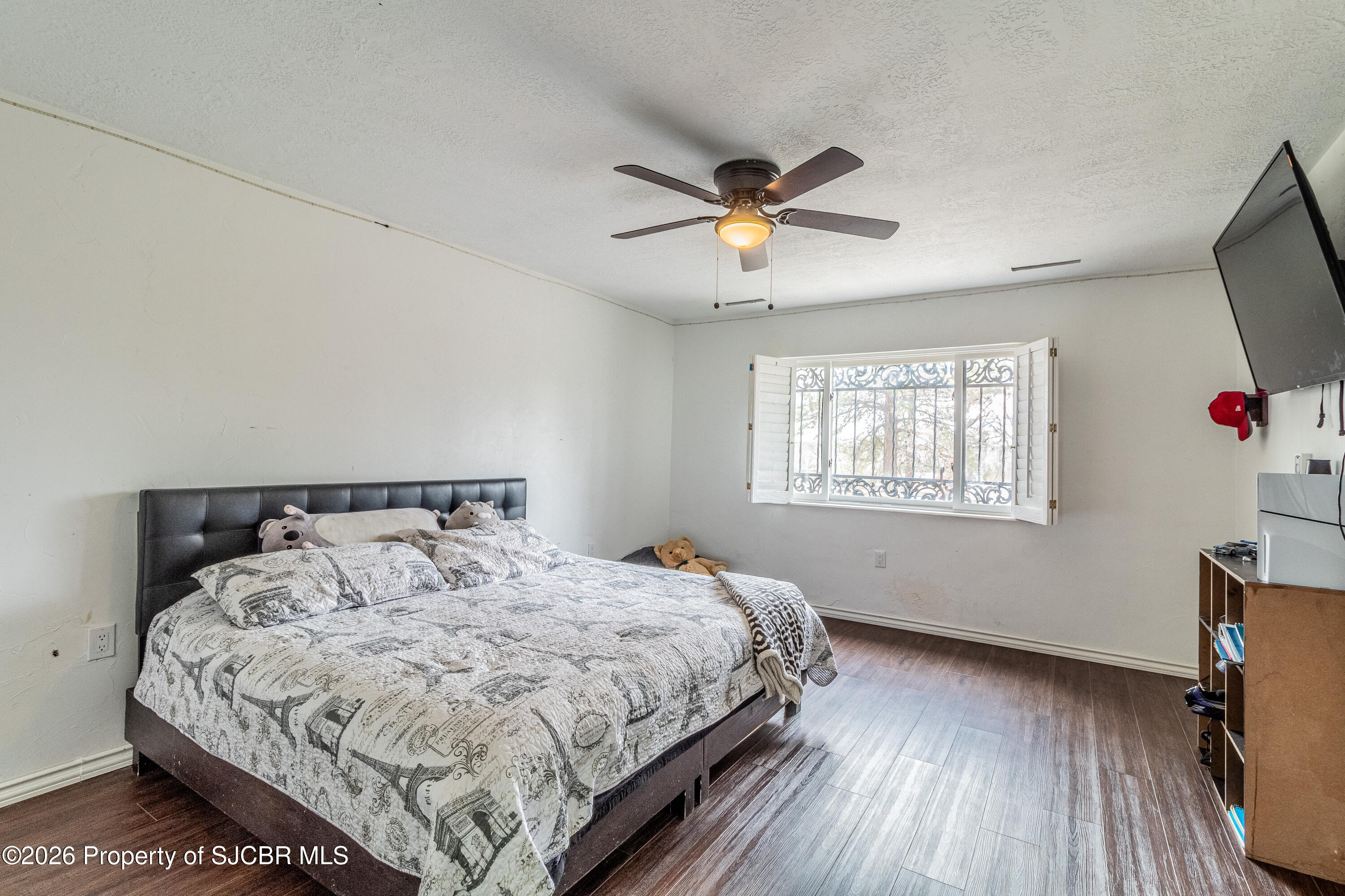 5708 COUNTRY CLUB Road