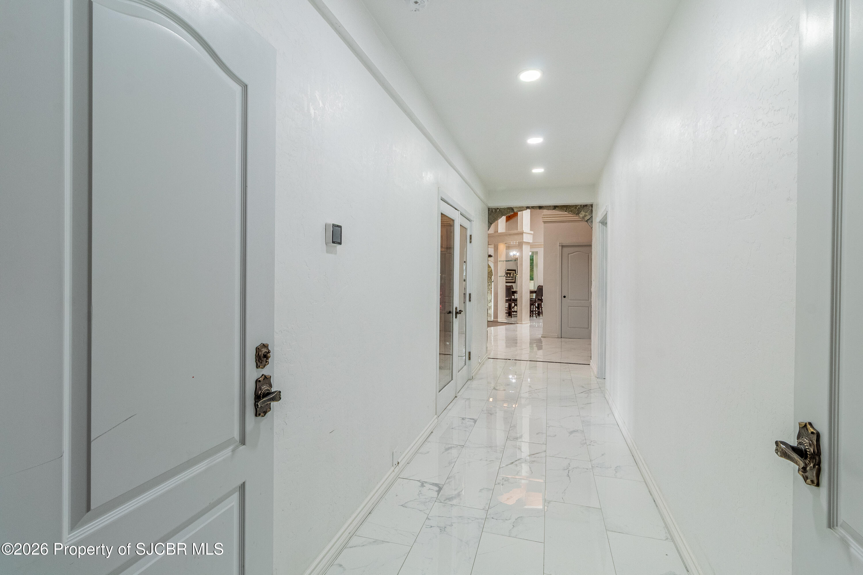 5708 COUNTRY CLUB Road