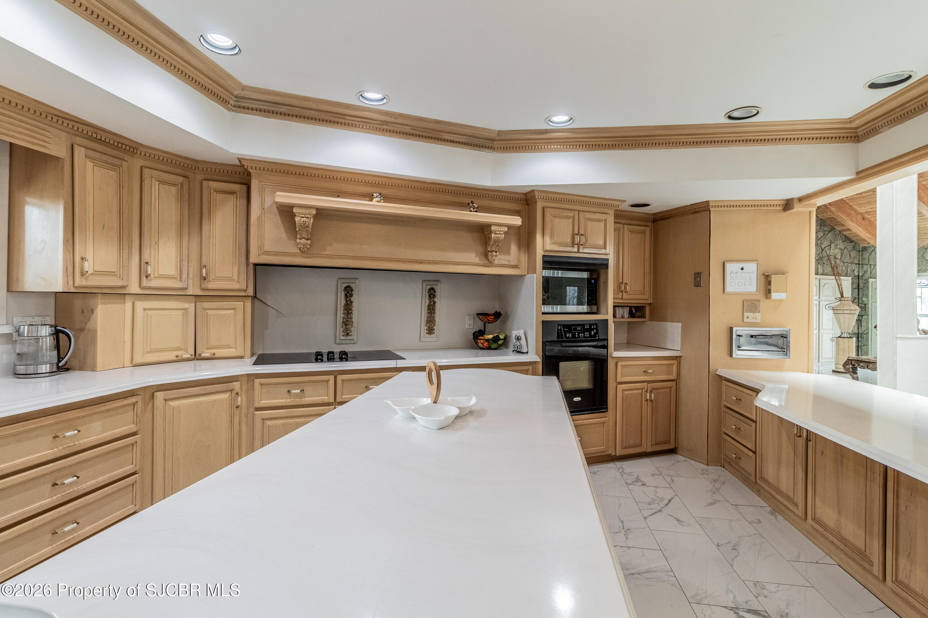 5708 COUNTRY CLUB Road