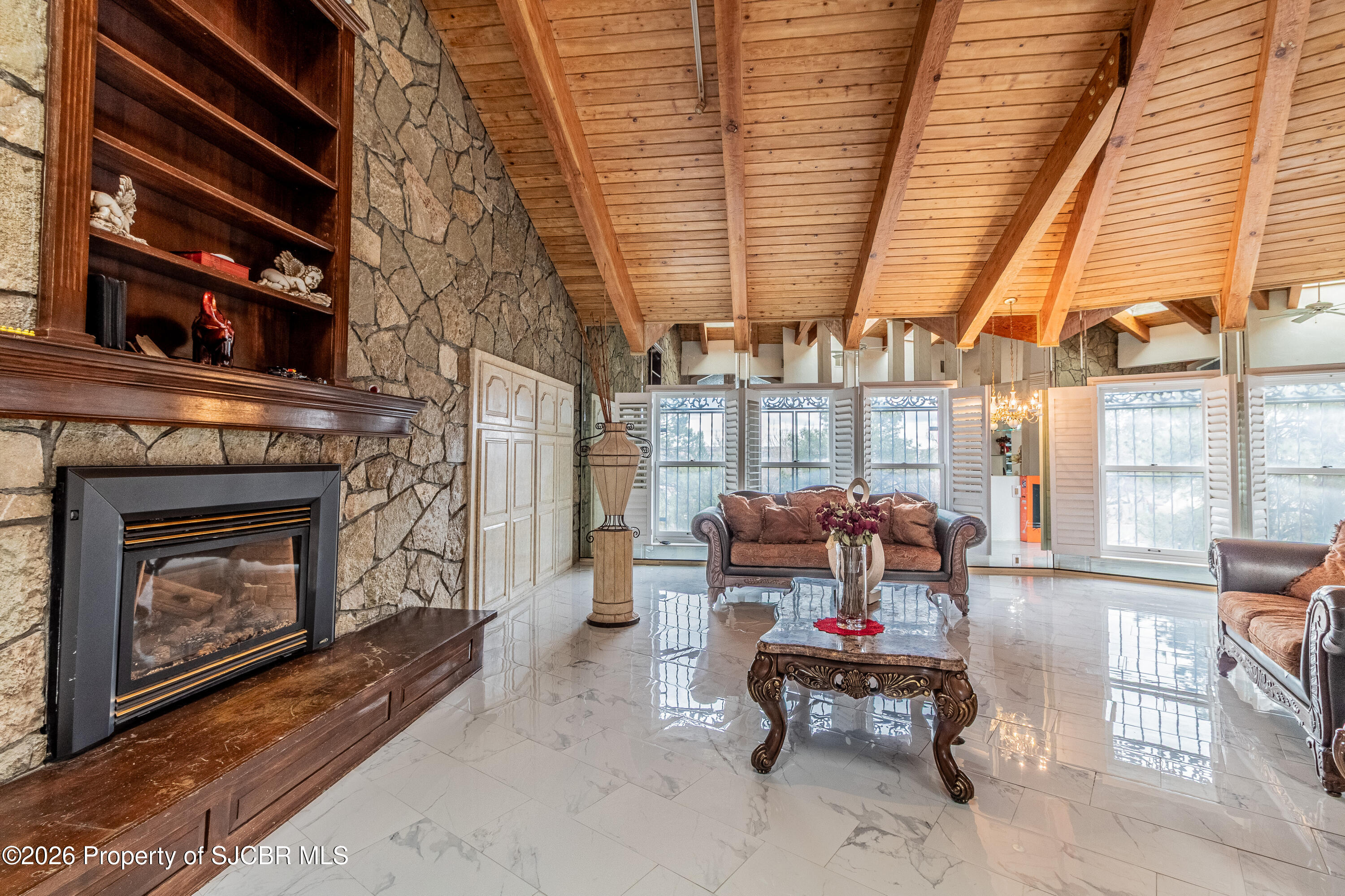 5708 COUNTRY CLUB Road