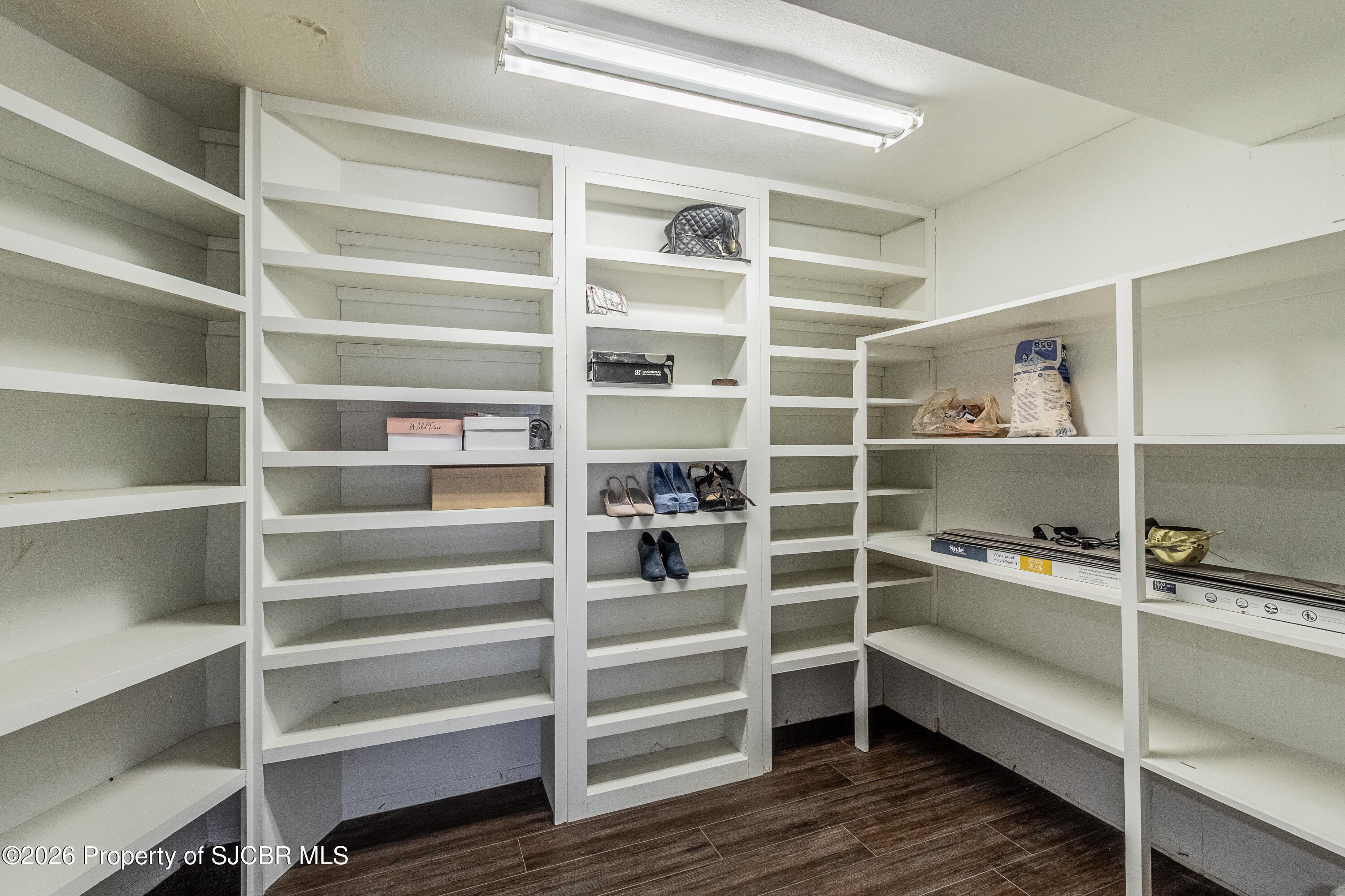 5708 COUNTRY CLUB Road