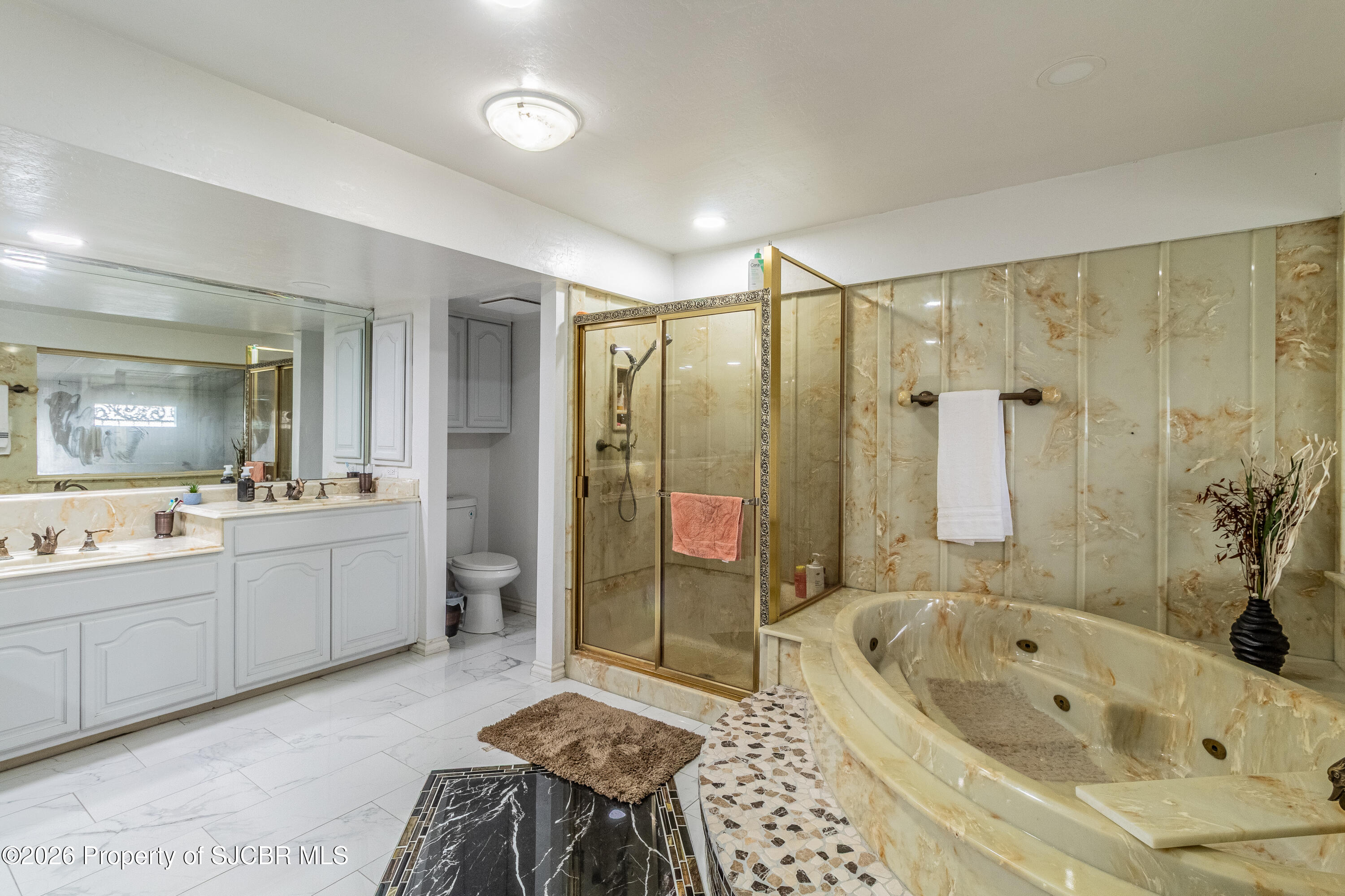 5708 COUNTRY CLUB Road