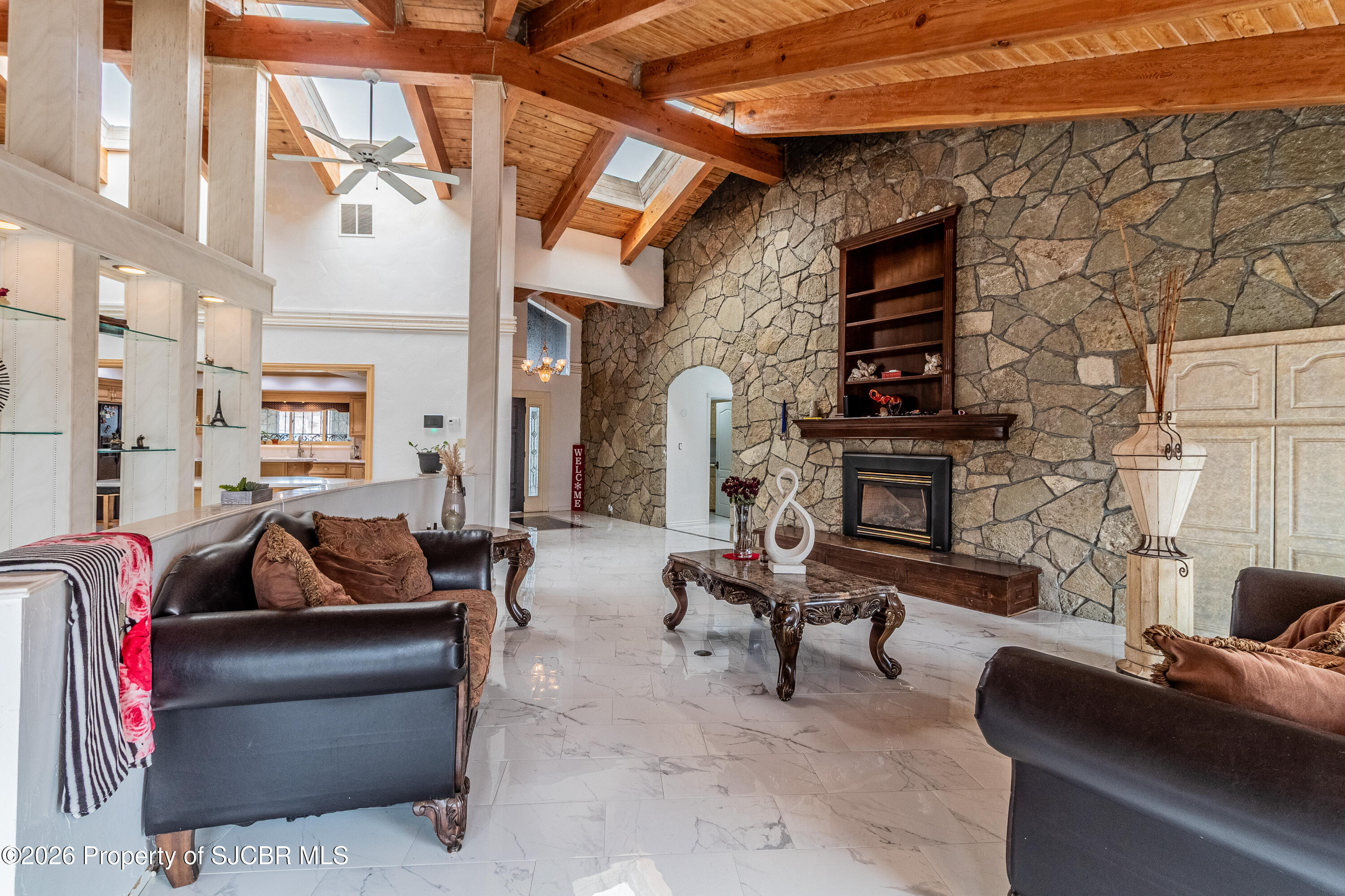 5708 COUNTRY CLUB Road