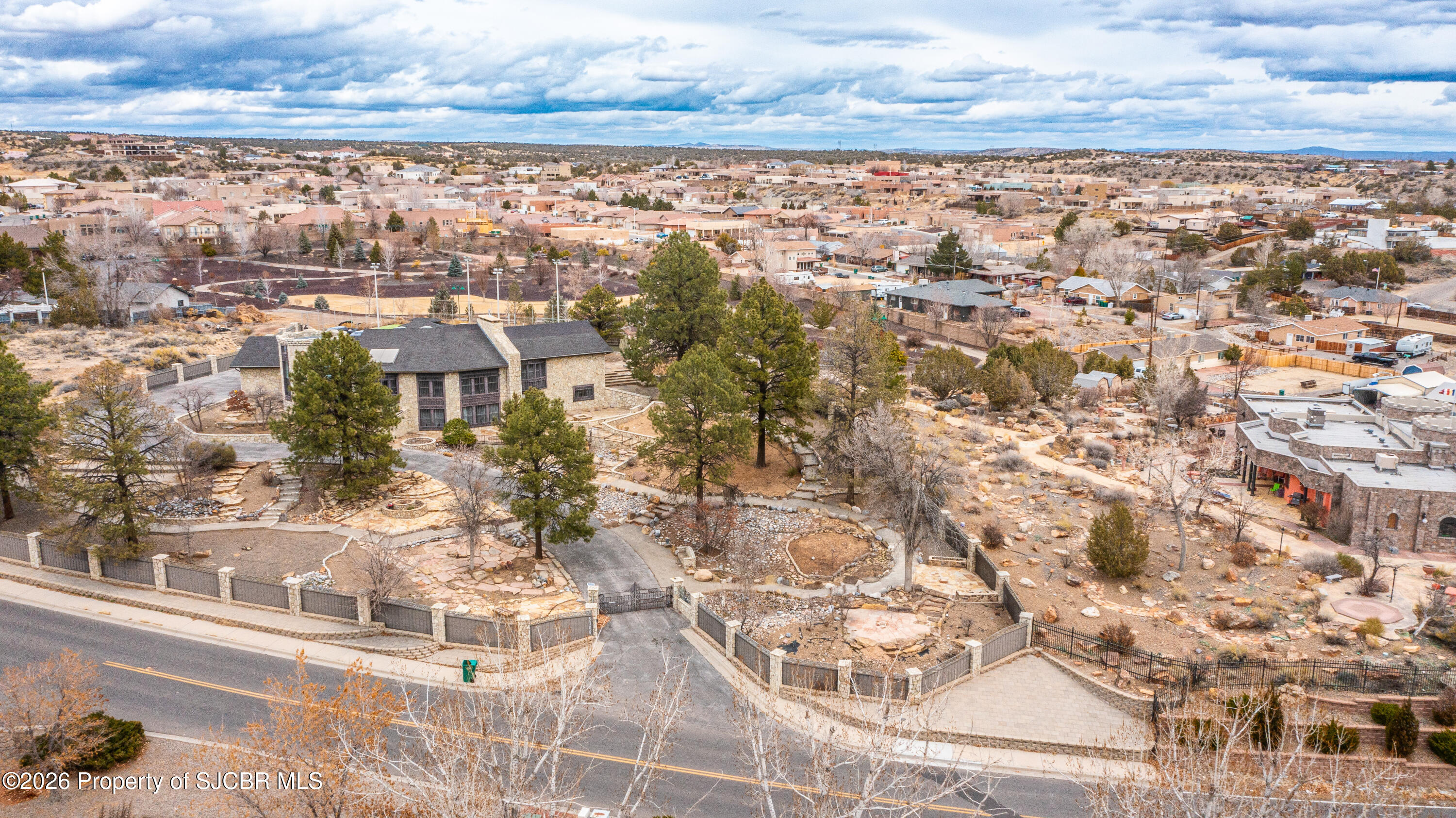 5708 COUNTRY CLUB Road