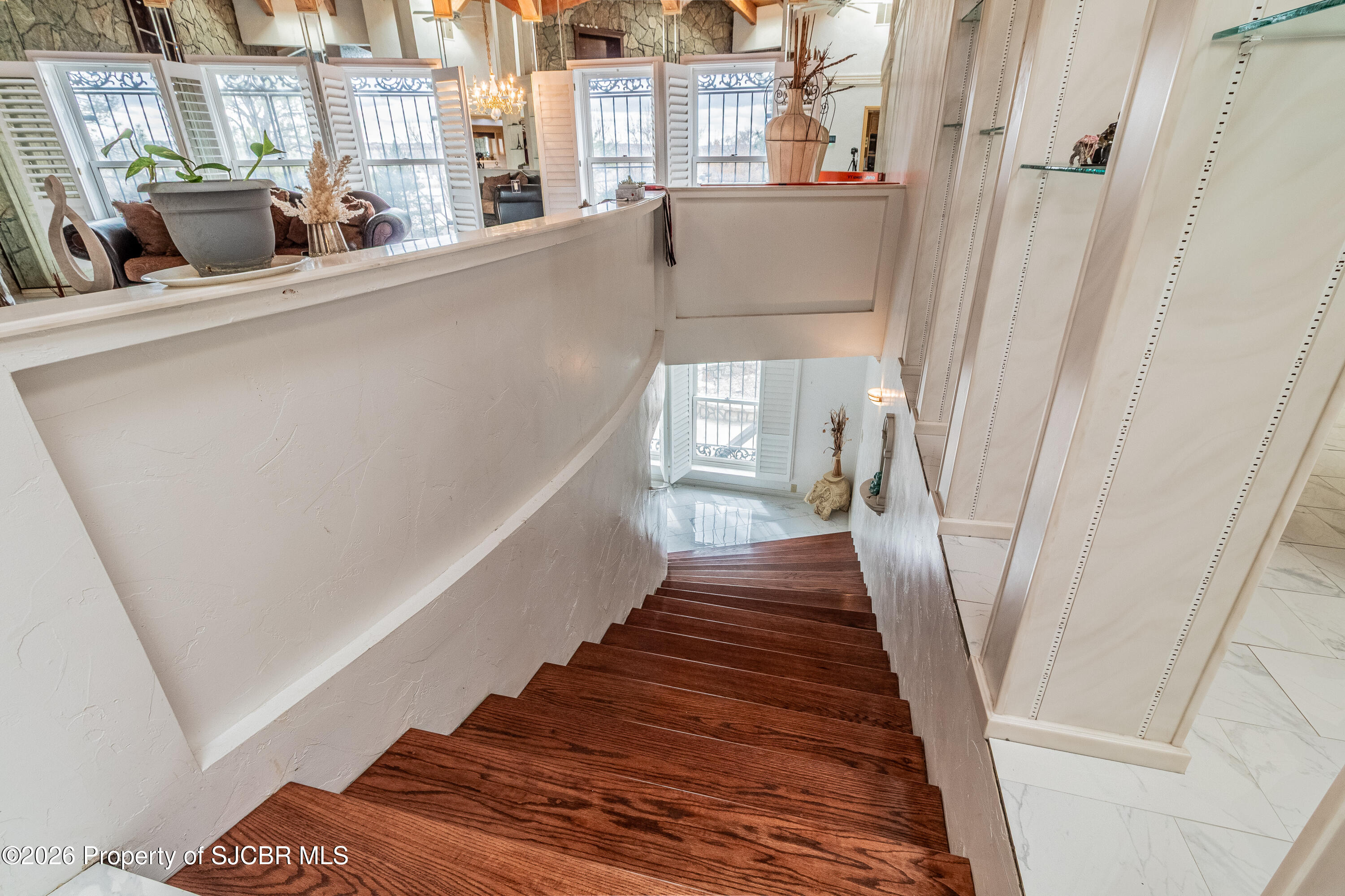 5708 COUNTRY CLUB Road