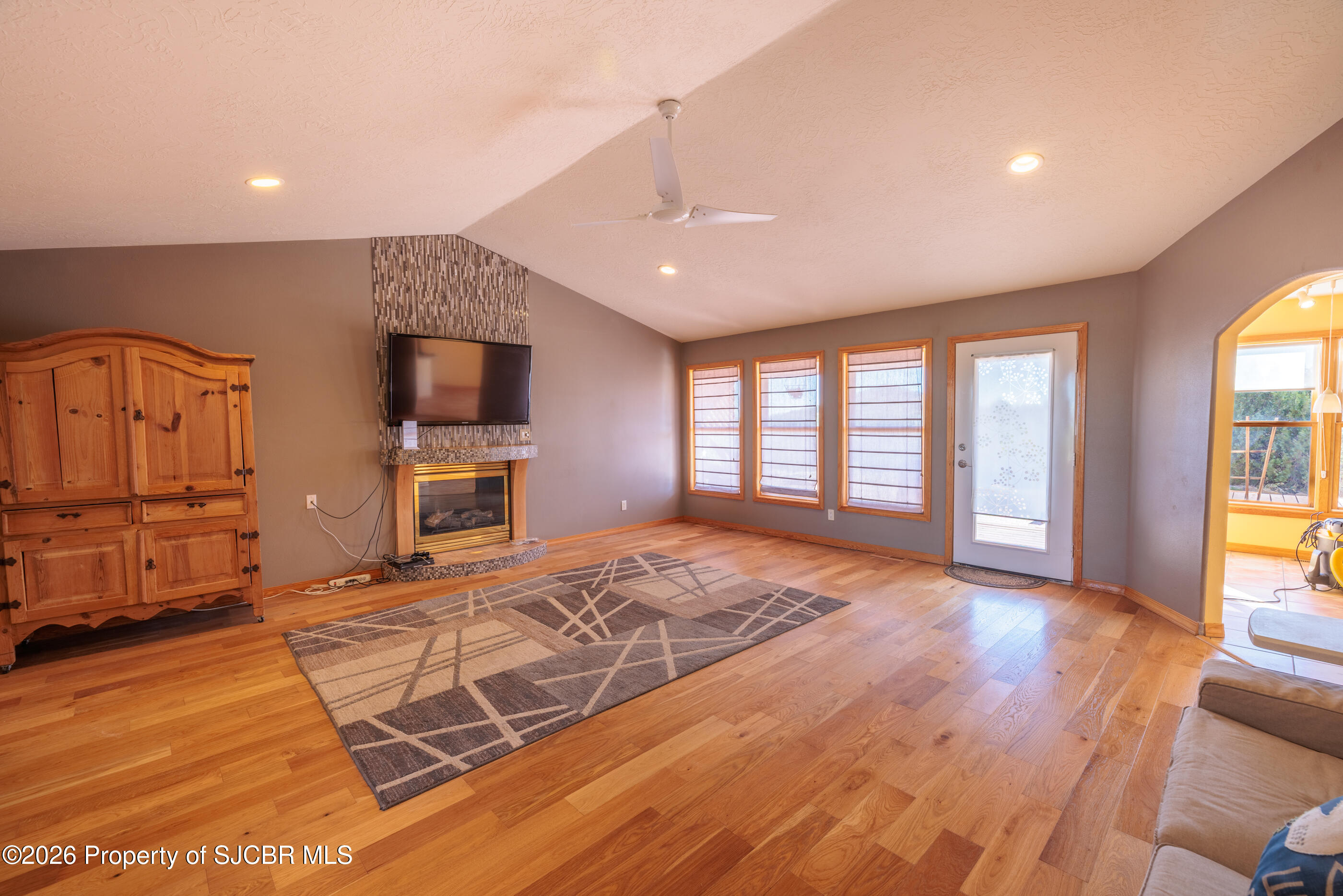 6244 HOOD MESA Trail