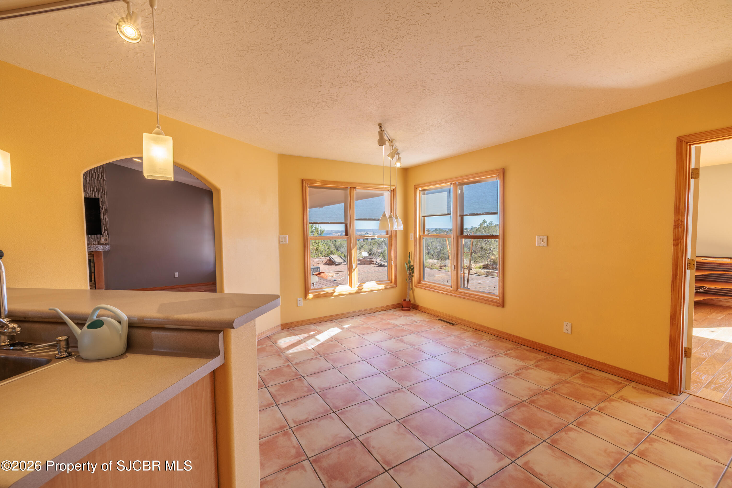 6244 HOOD MESA Trail