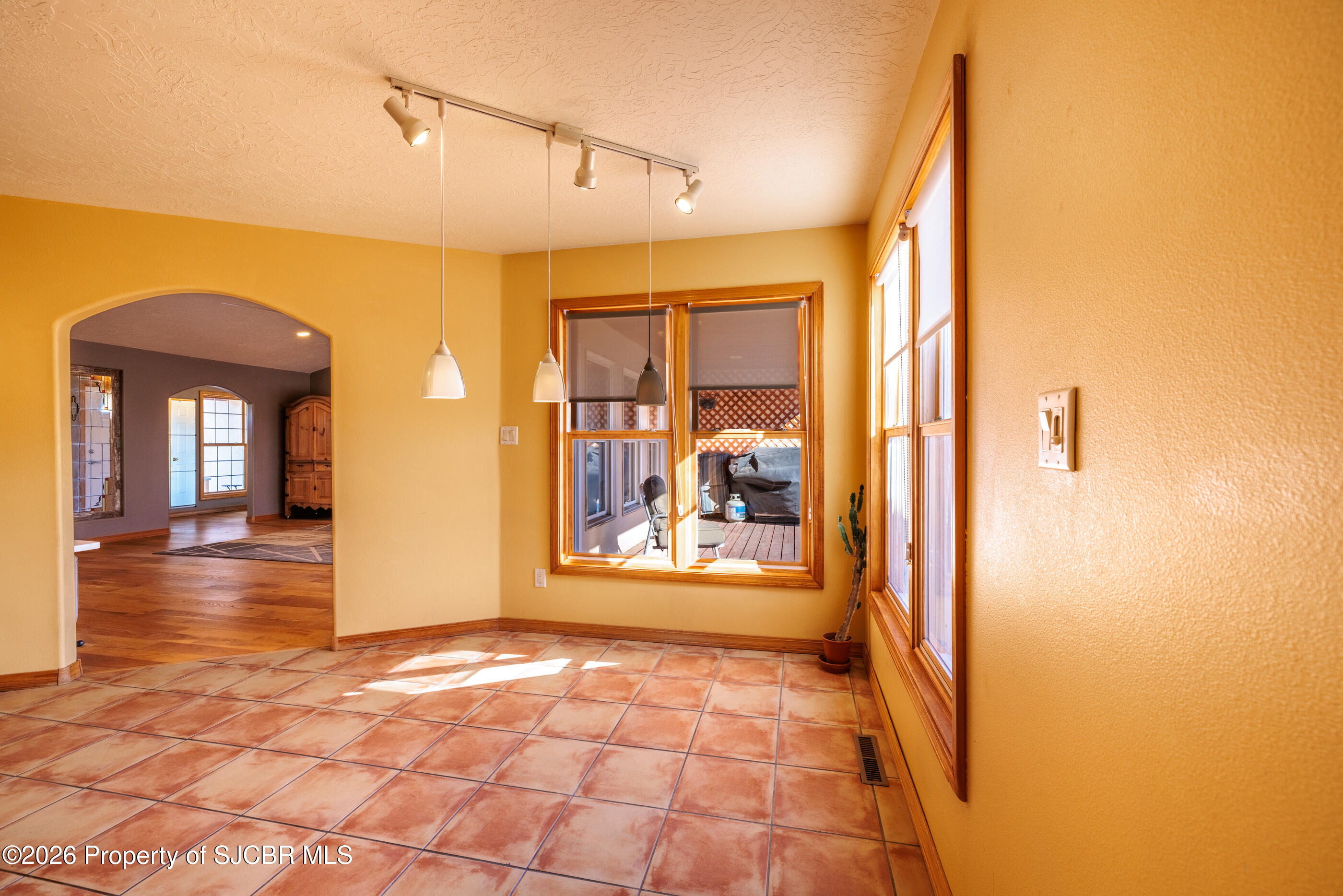 6244 HOOD MESA Trail