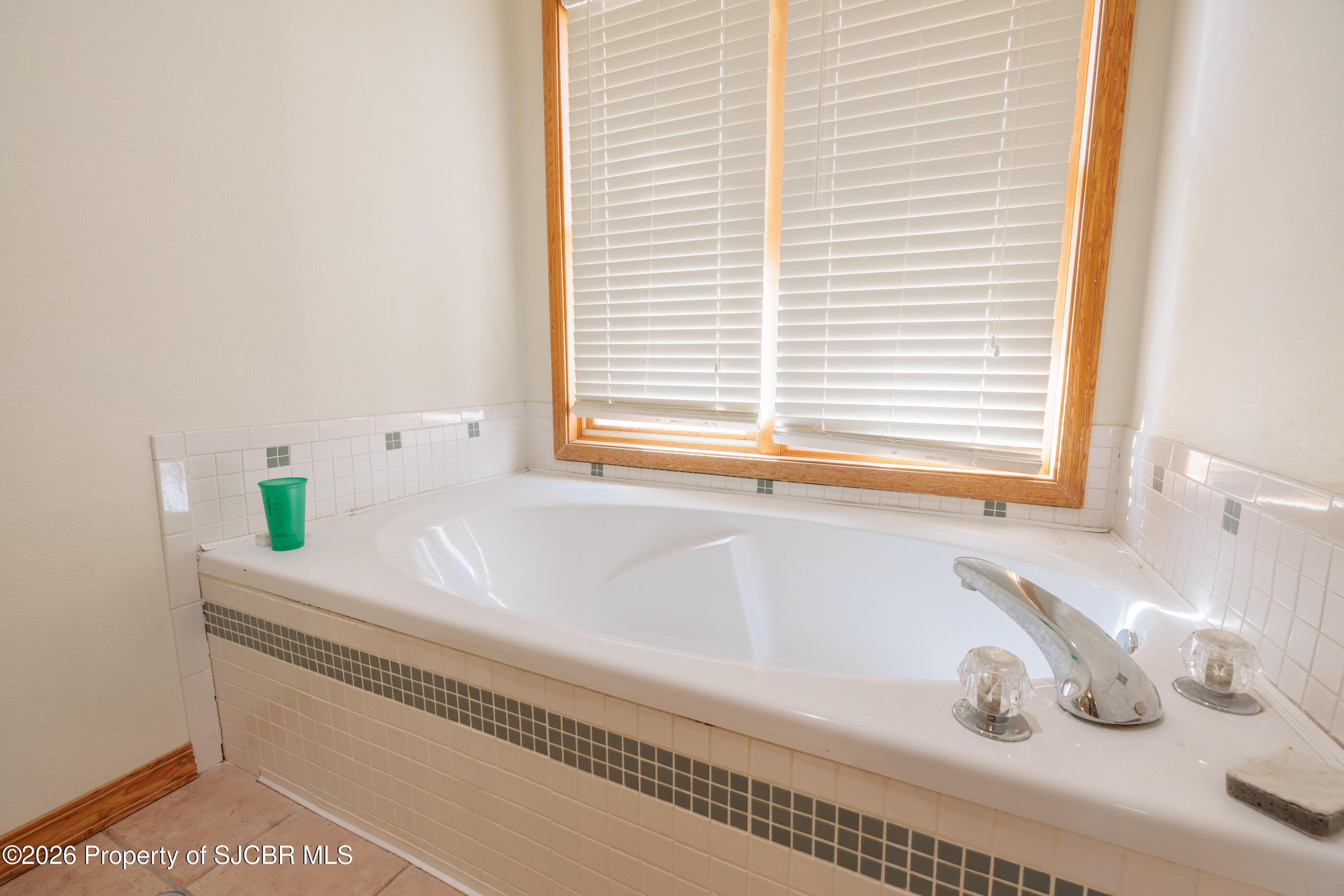 6244 HOOD MESA Trail