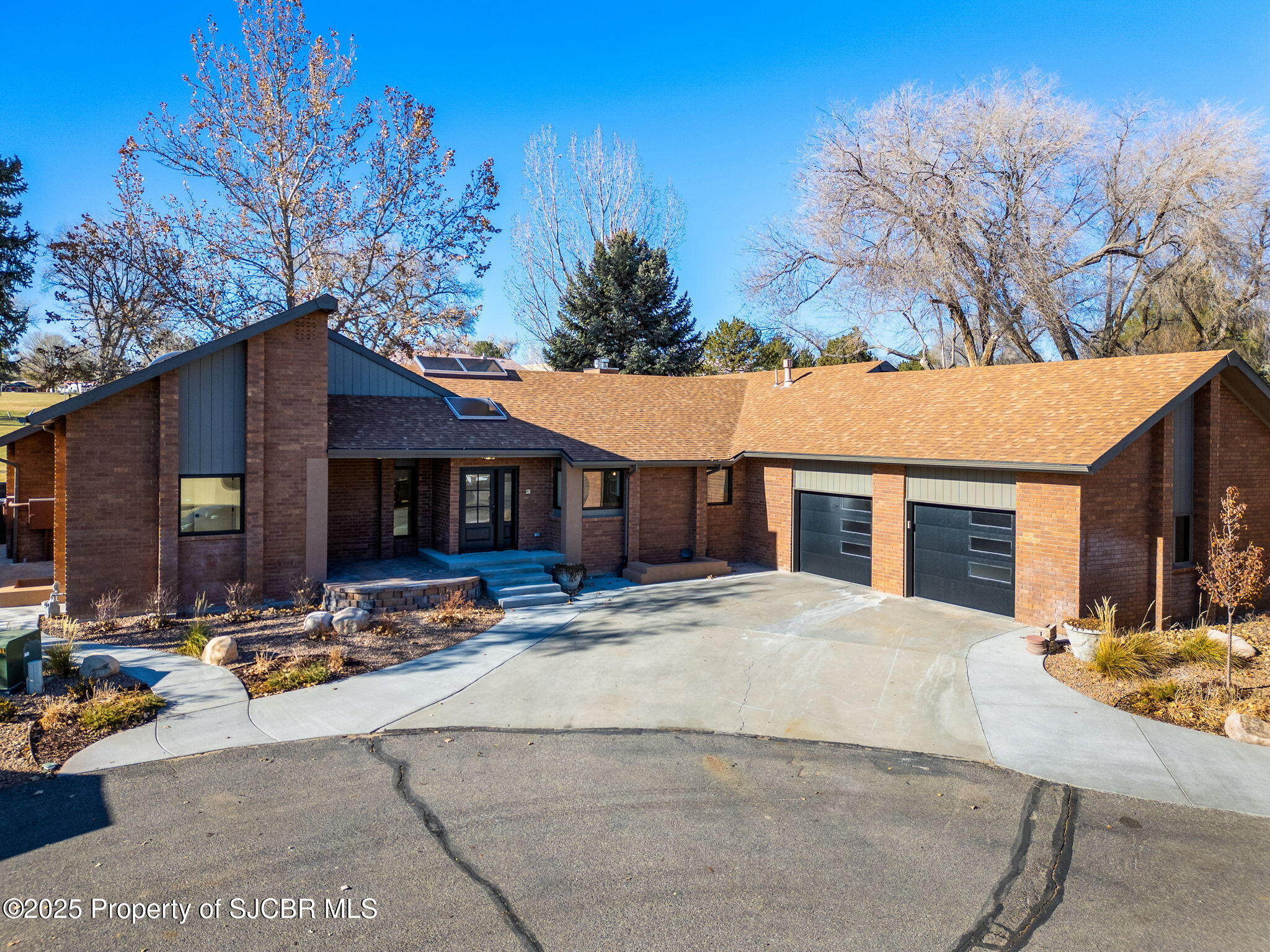 5425 SANTA THERESA Court