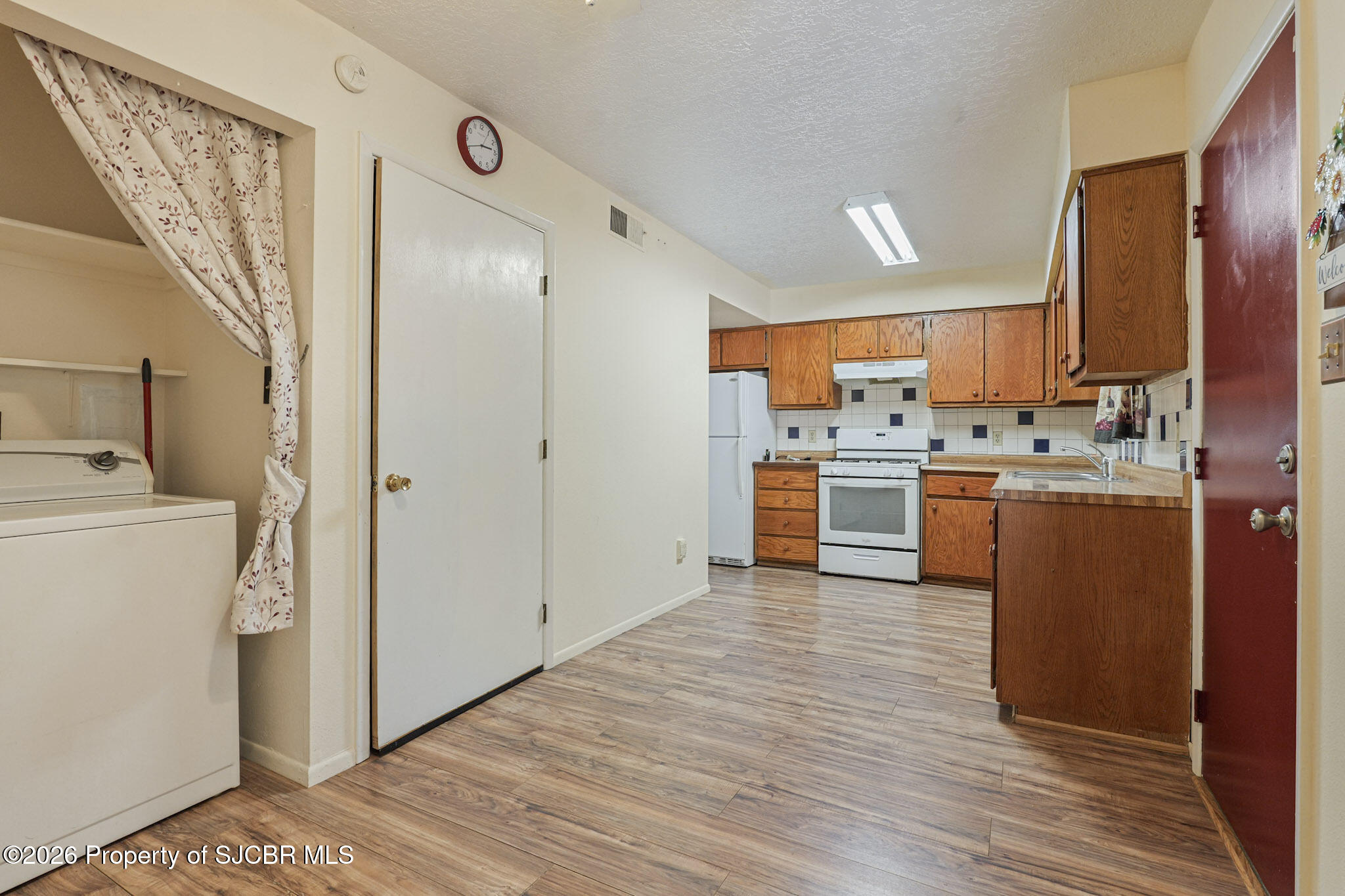 511 WESTERN Circle