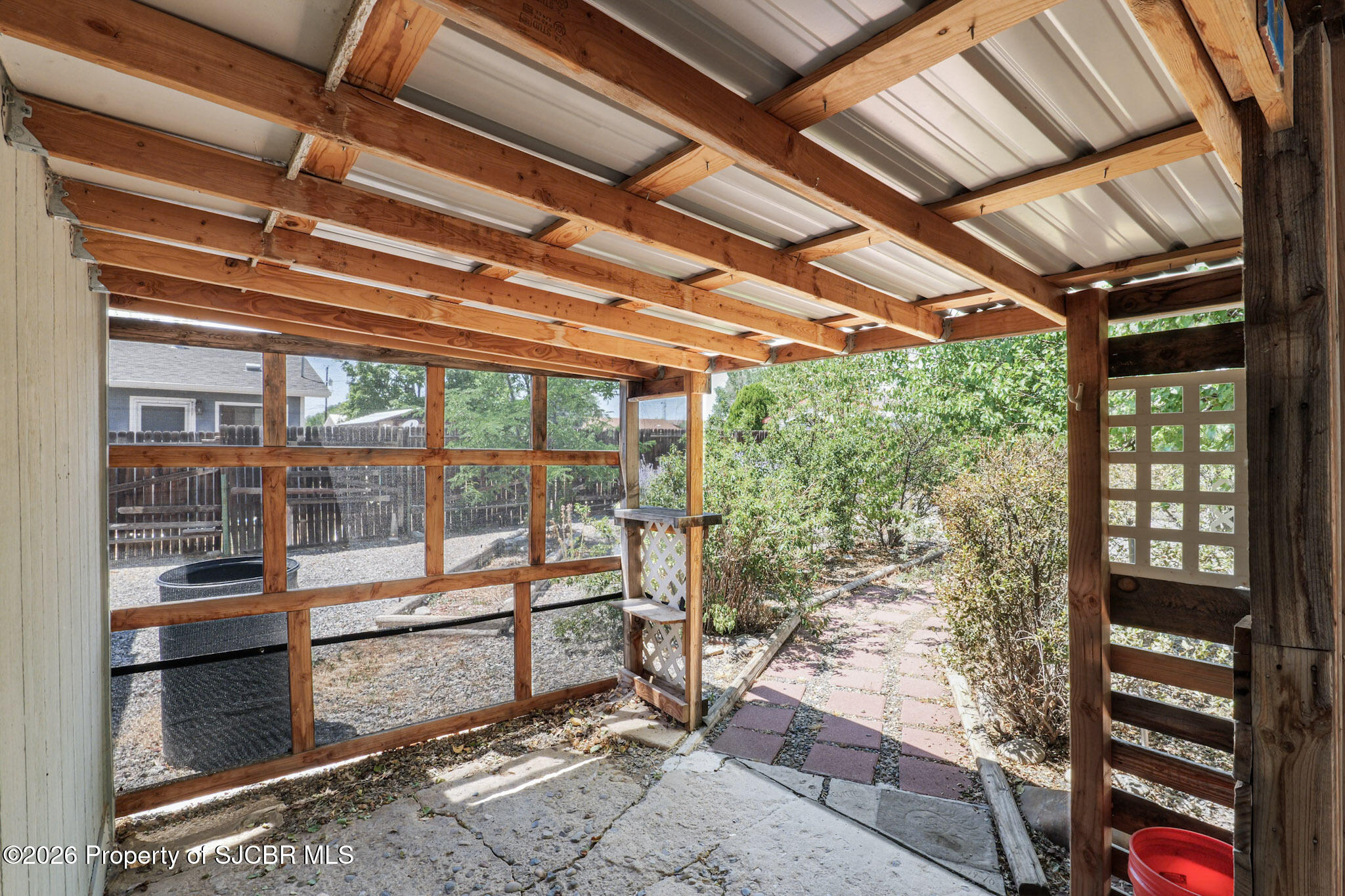 511 WESTERN Circle