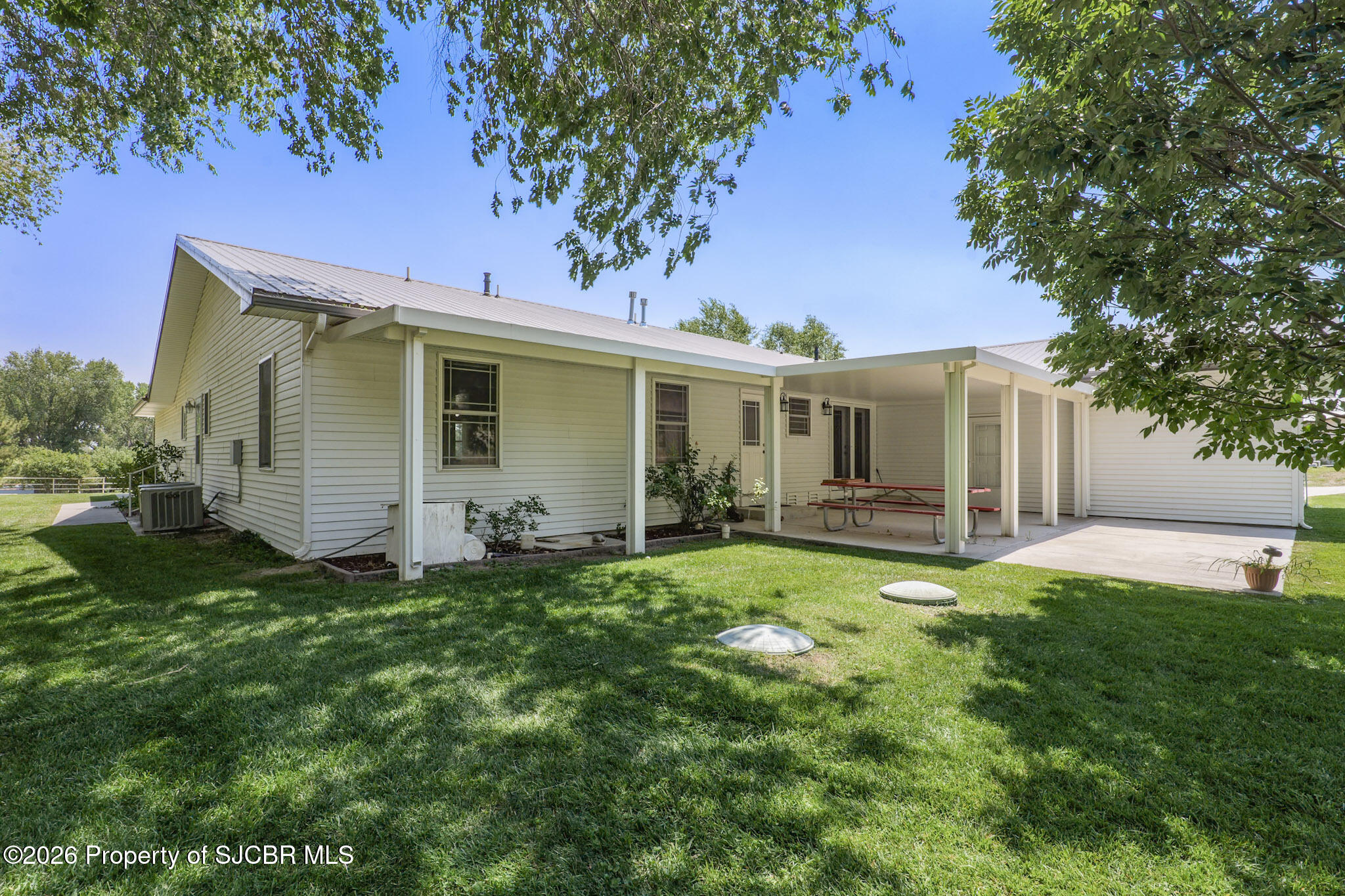1205 N CHAPARRAL Lane