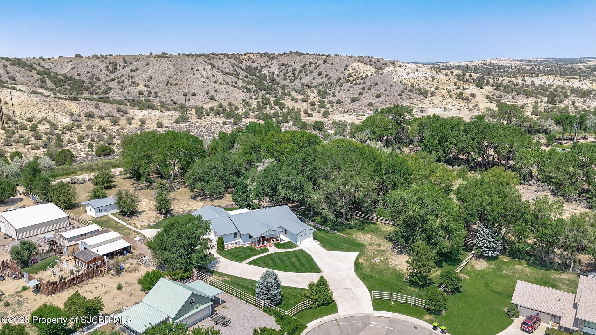 1205 N CHAPARRAL Lane