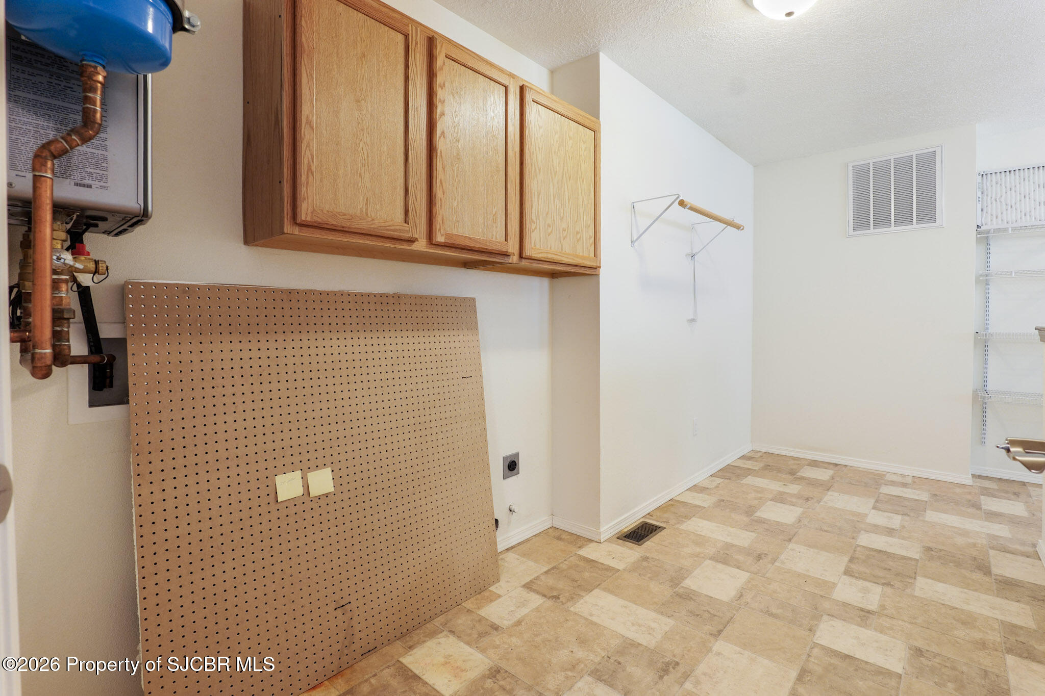 1205 N CHAPARRAL Lane