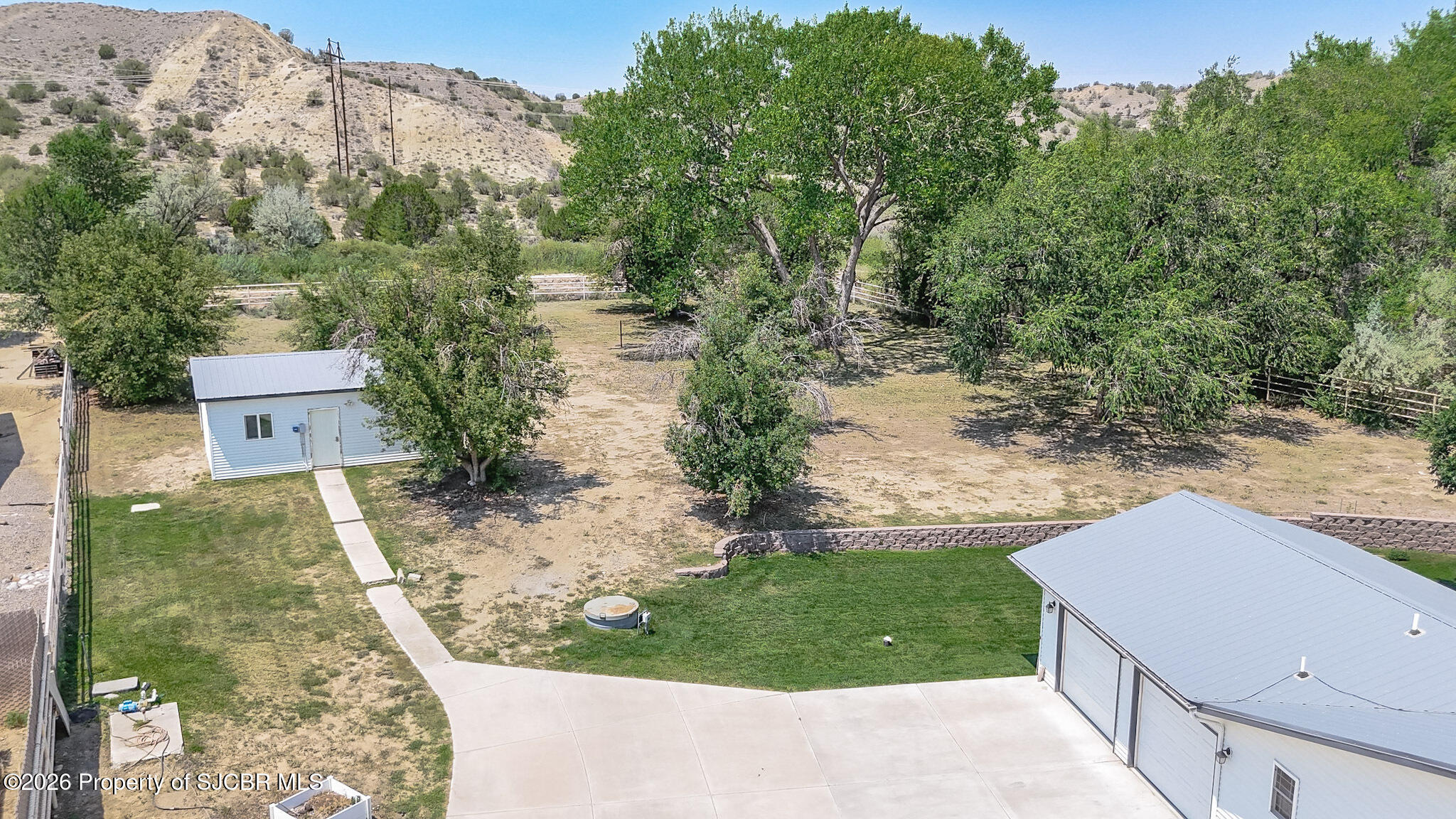 1205 N CHAPARRAL Lane