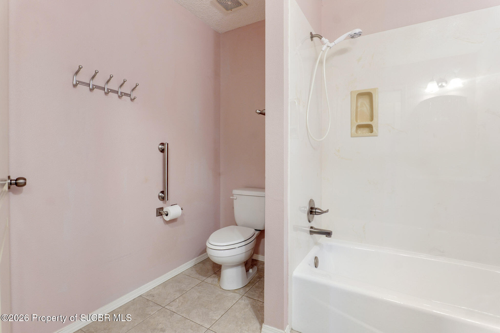 1205 N CHAPARRAL Lane