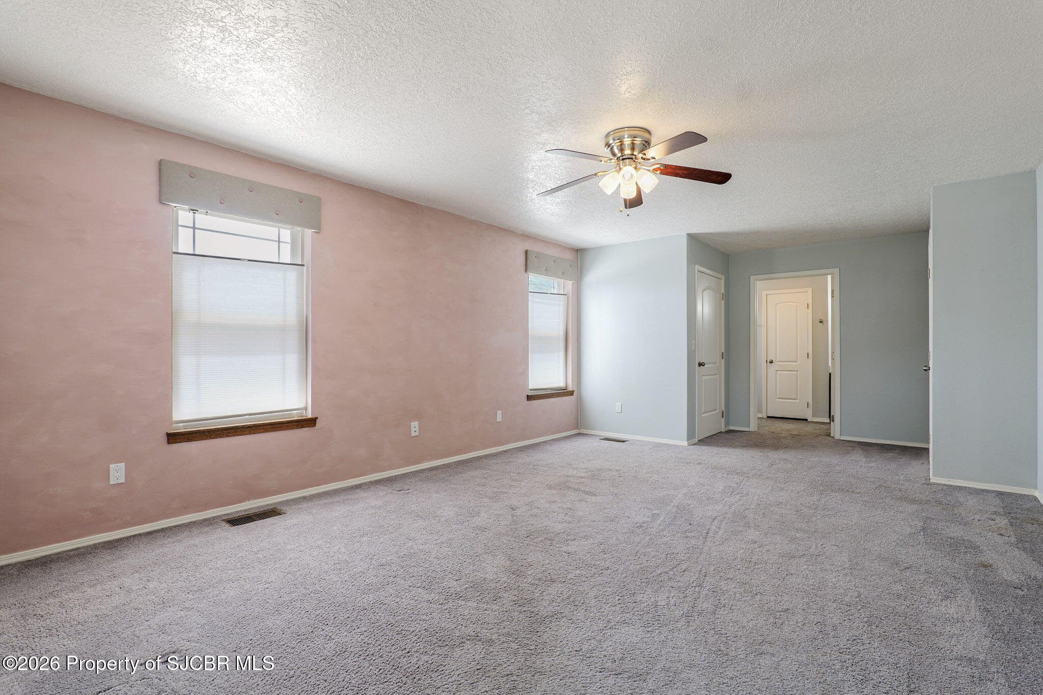 1205 N CHAPARRAL Lane