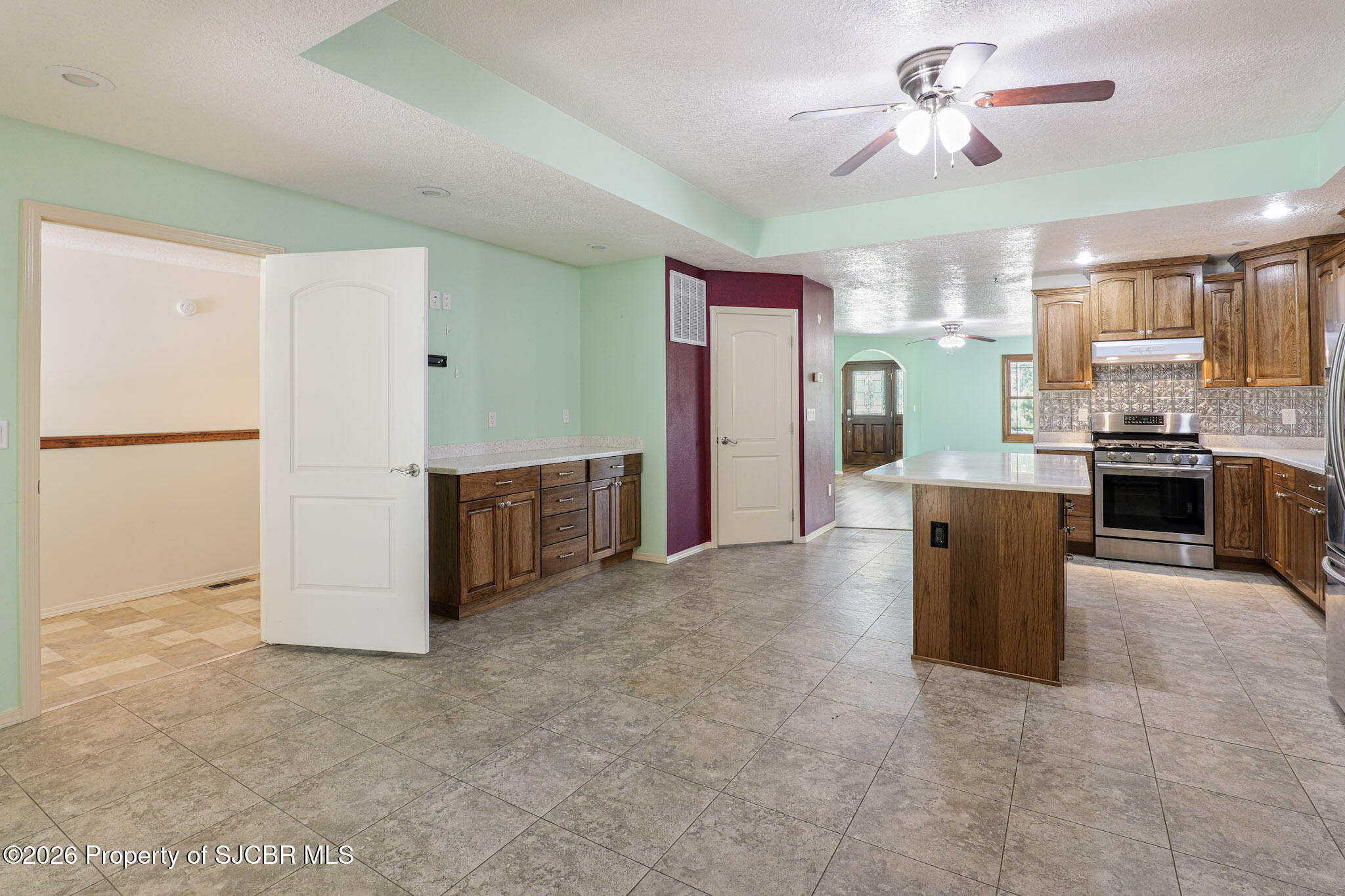 1205 N CHAPARRAL Lane
