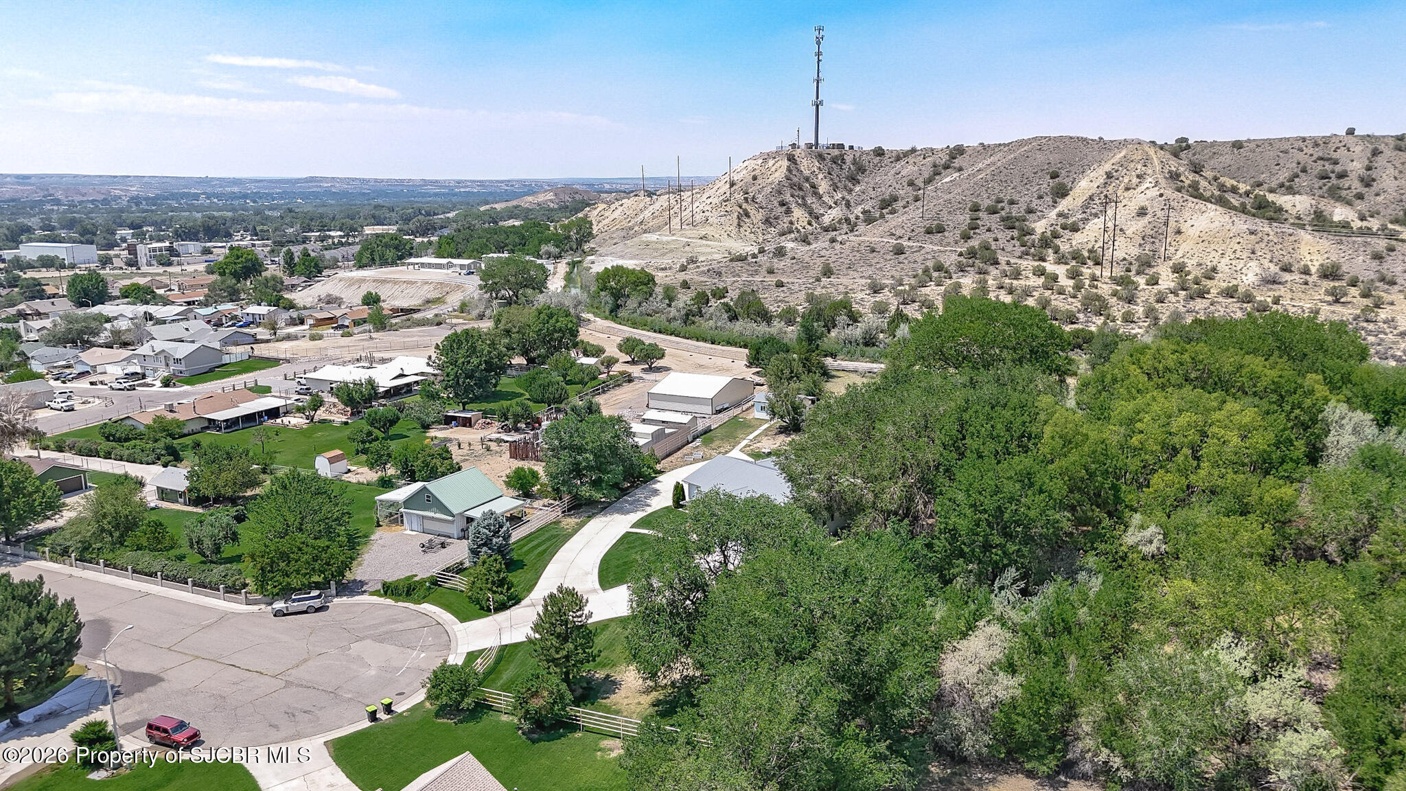 1205 N CHAPARRAL Lane