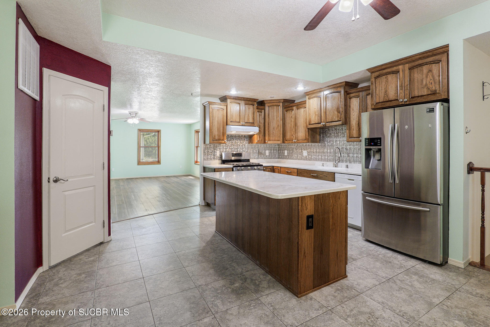 1205 N CHAPARRAL Lane
