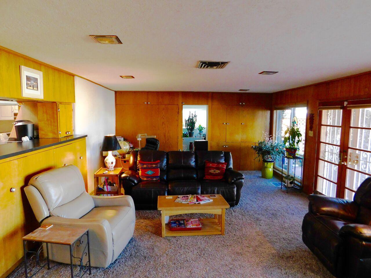 513 Carlisle Boulevard SE