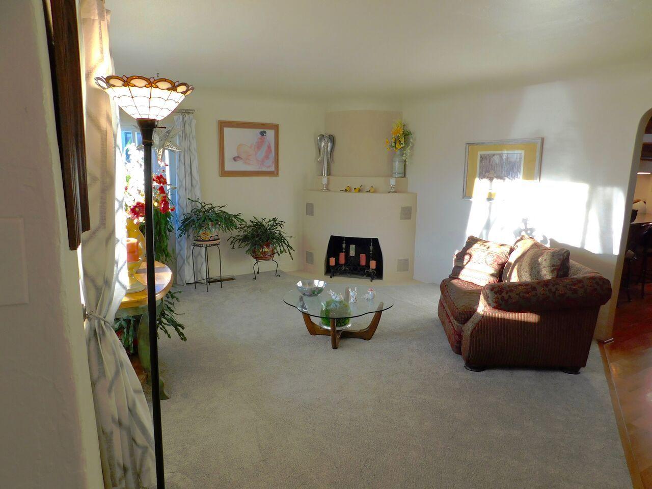 513 Carlisle Boulevard SE