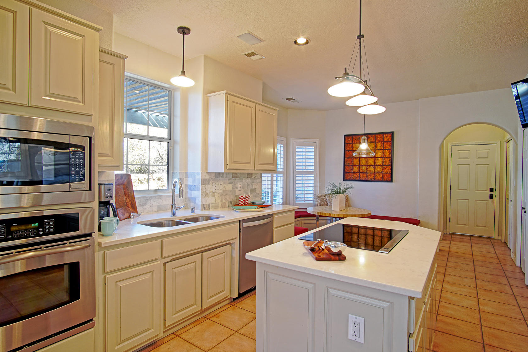 10408 ROYAL TROON NE