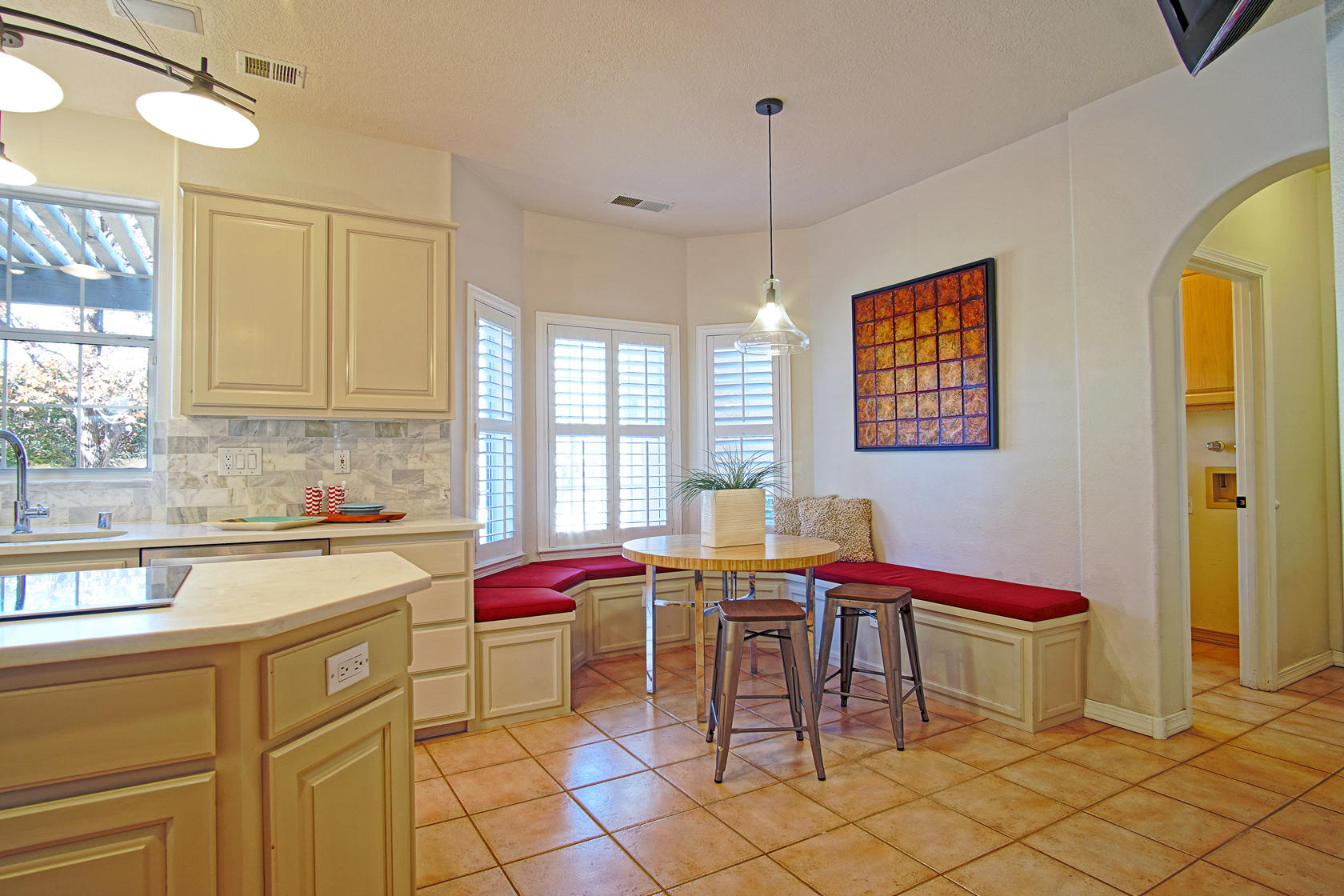 10408 ROYAL TROON NE