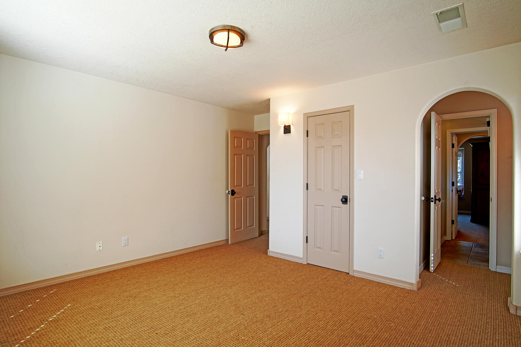 10408 ROYAL TROON NE