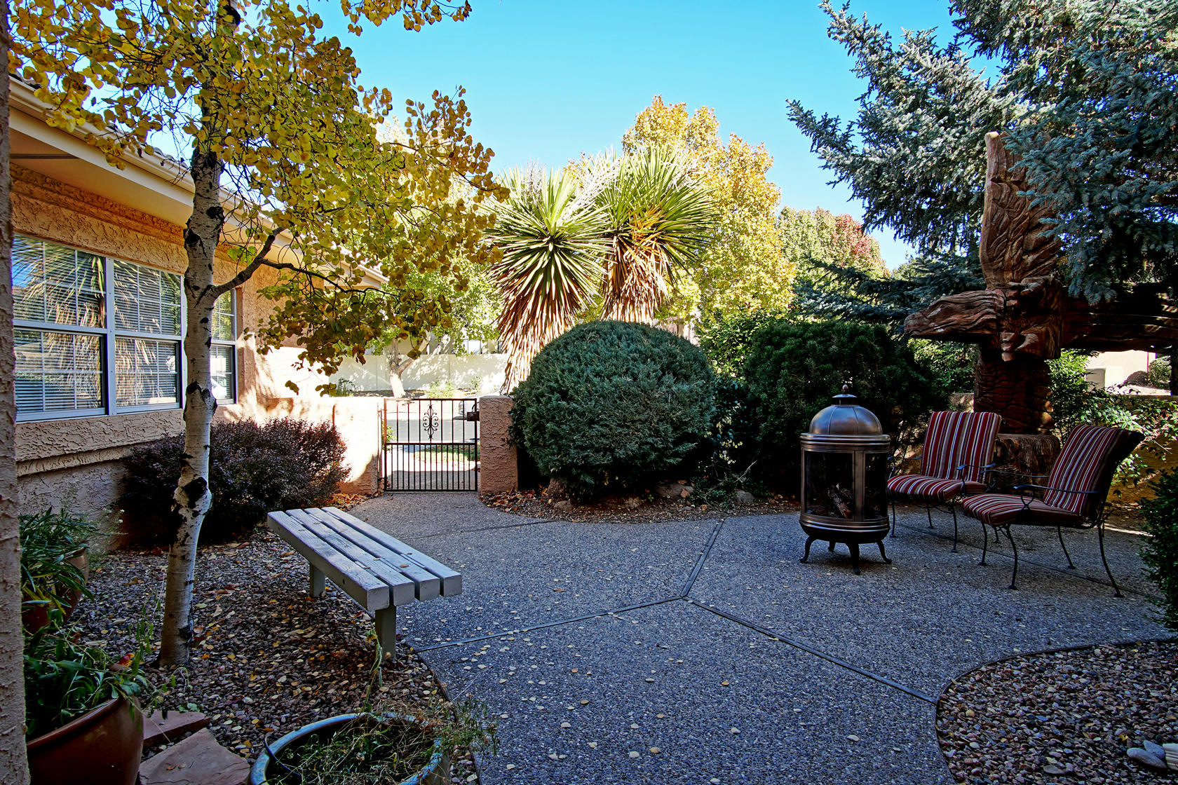 10408 ROYAL TROON NE